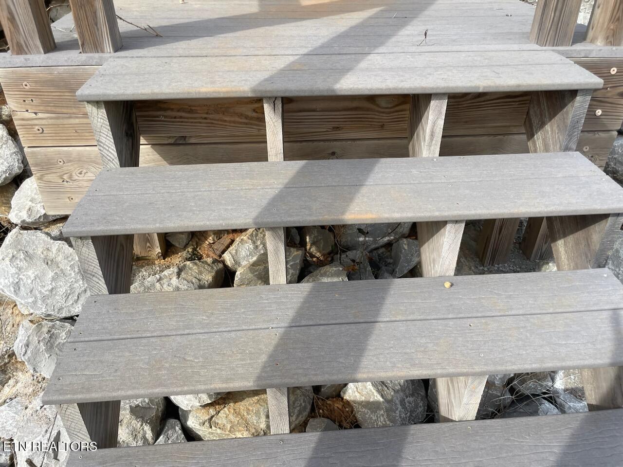 147 Docks Of The Bay Drive Harriman TN 37748