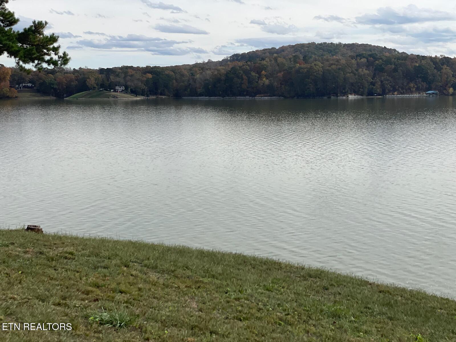 147 Docks Of The Bay Drive Harriman TN 37748