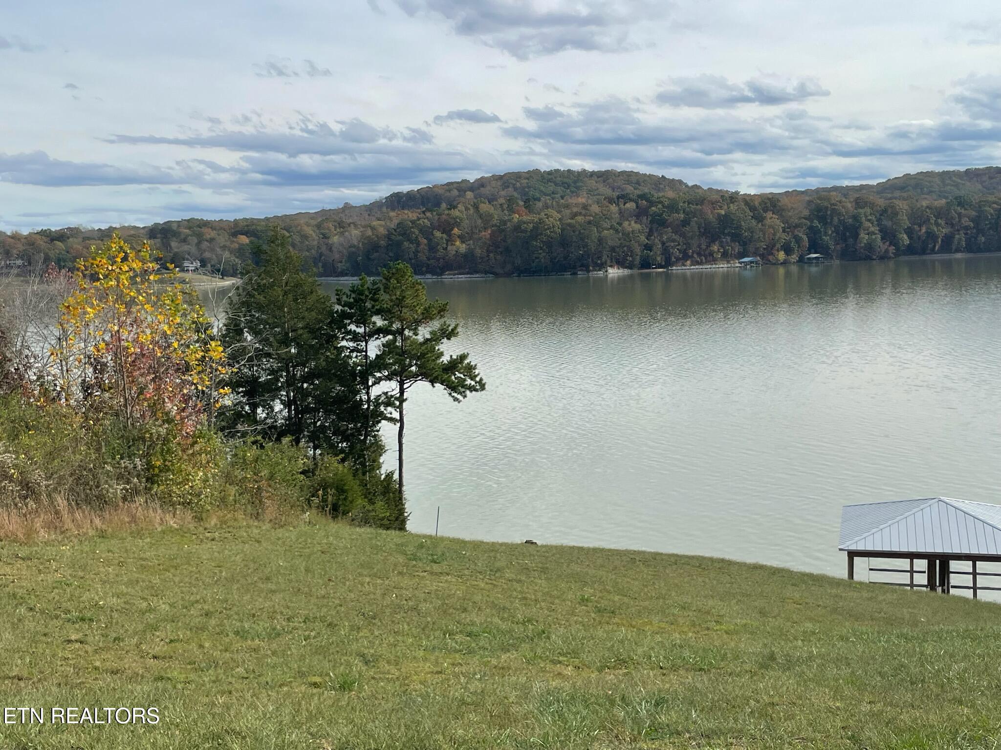 147 Docks Of The Bay Drive Harriman TN 37748