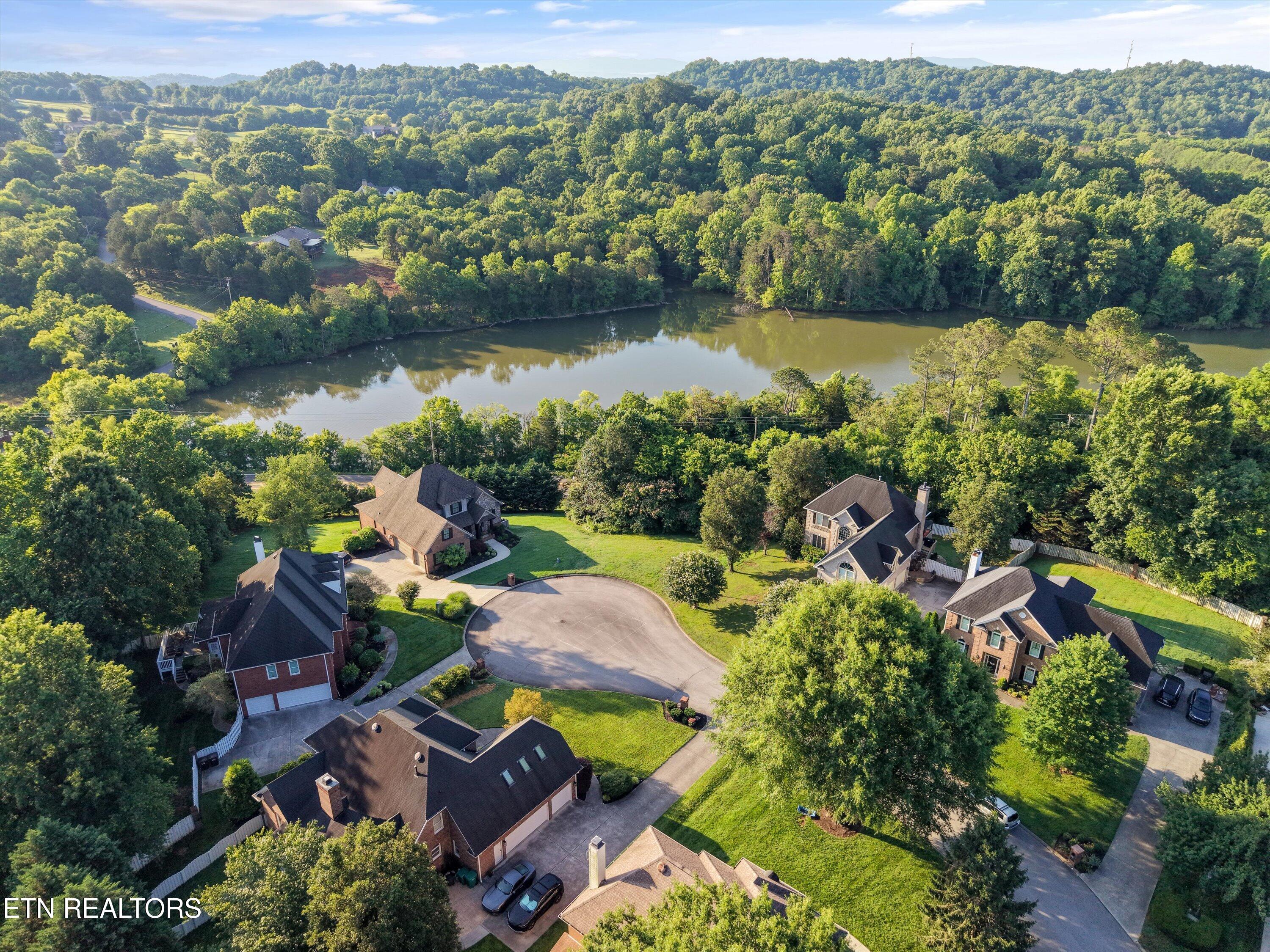 1915 Dobson Park Lane Knoxville TN 37922