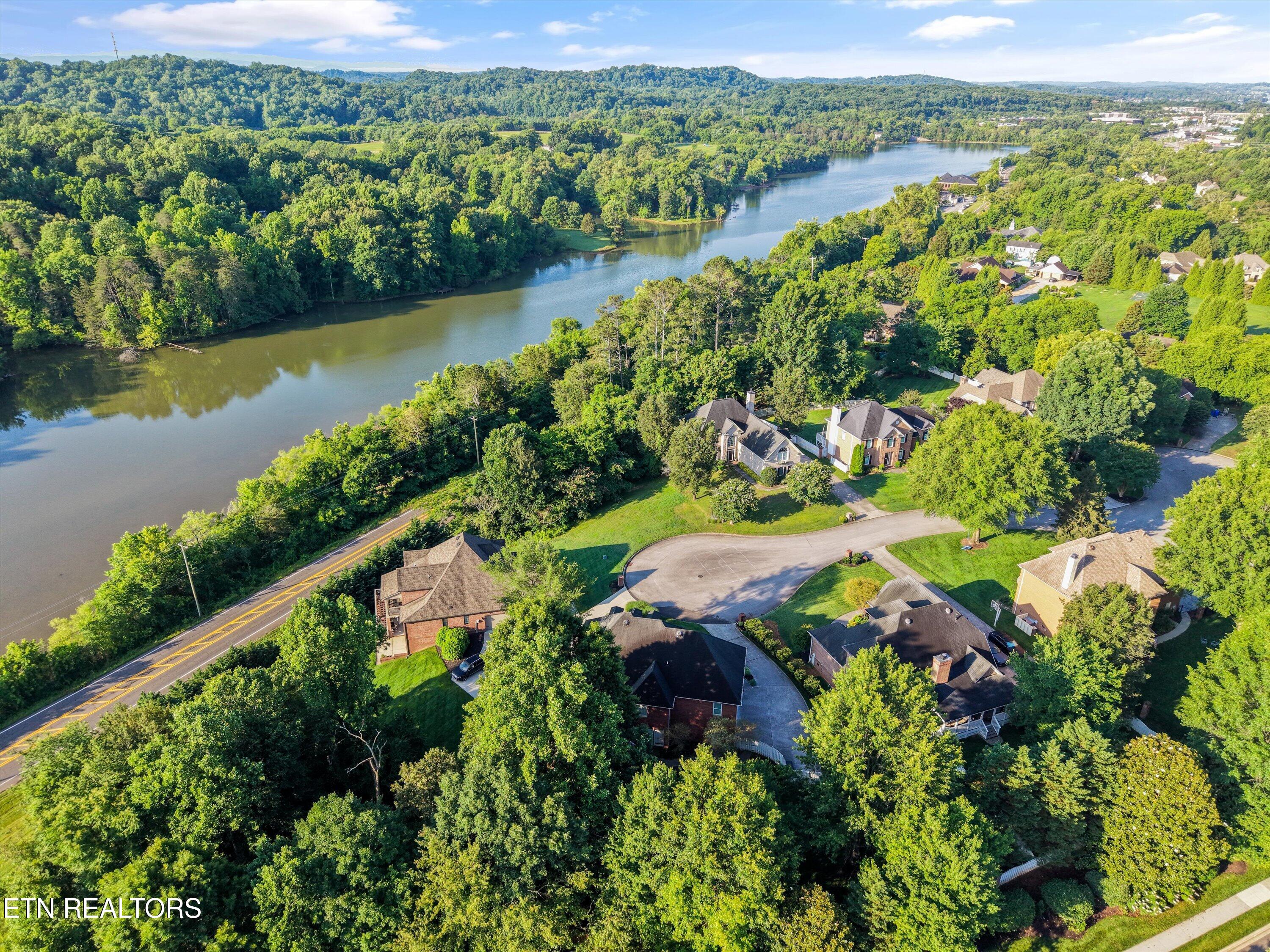 1915 Dobson Park Lane Knoxville TN 37922