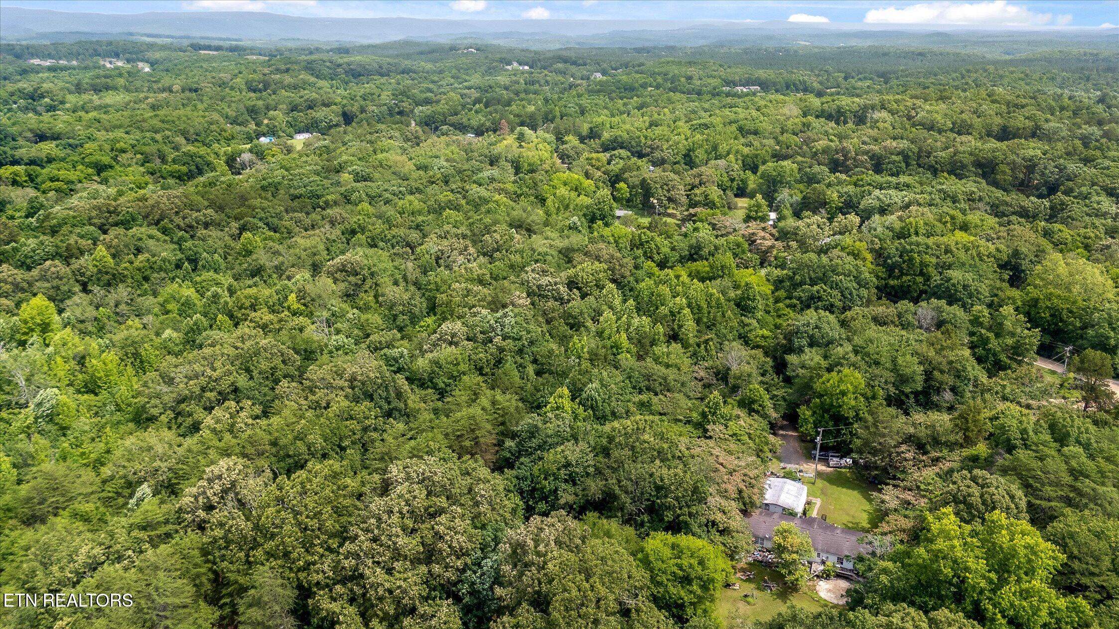 1906 Spradling Road Soddy-daisy TN 37379