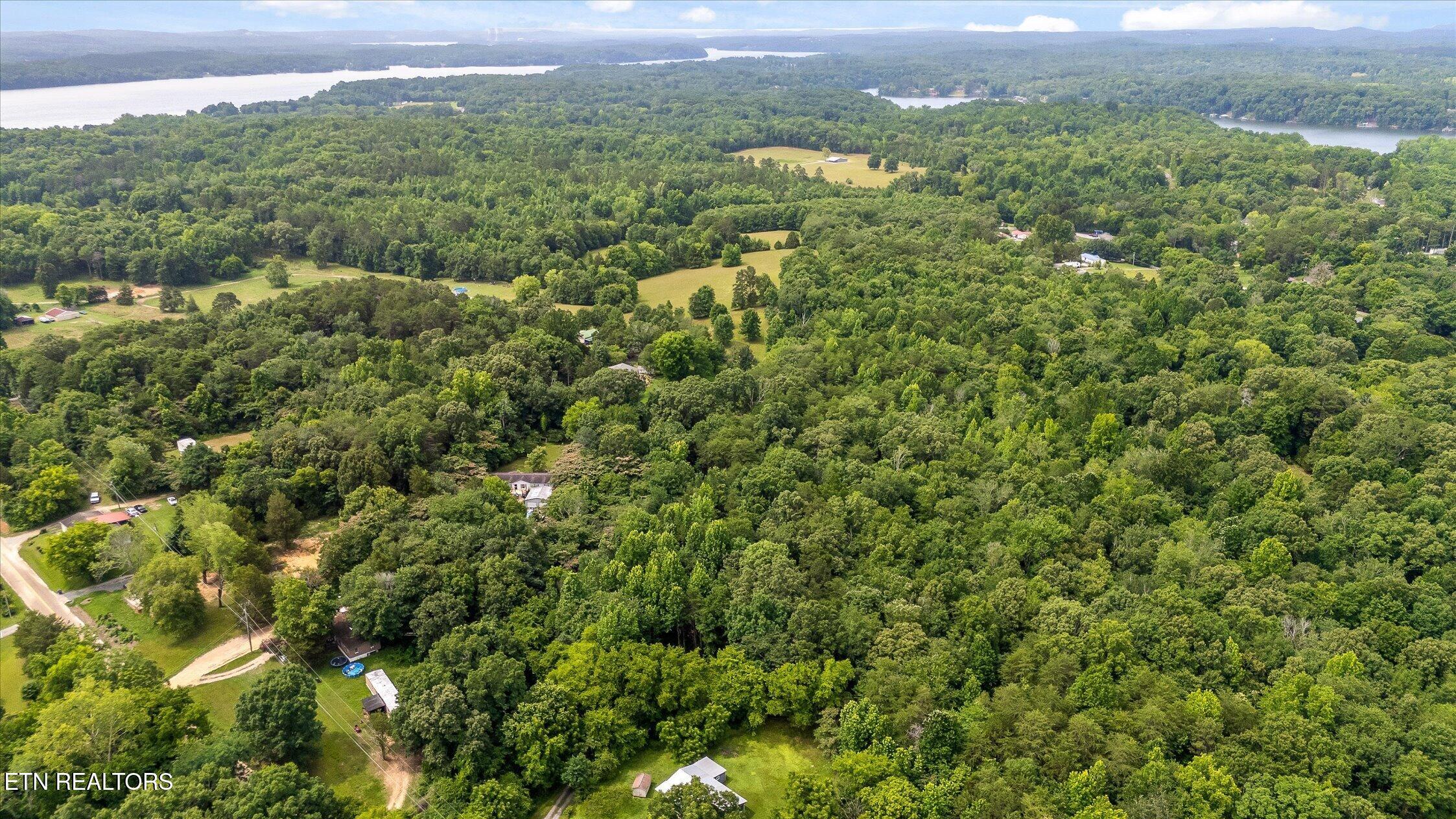 1906 Spradling Road Soddy-daisy TN 37379