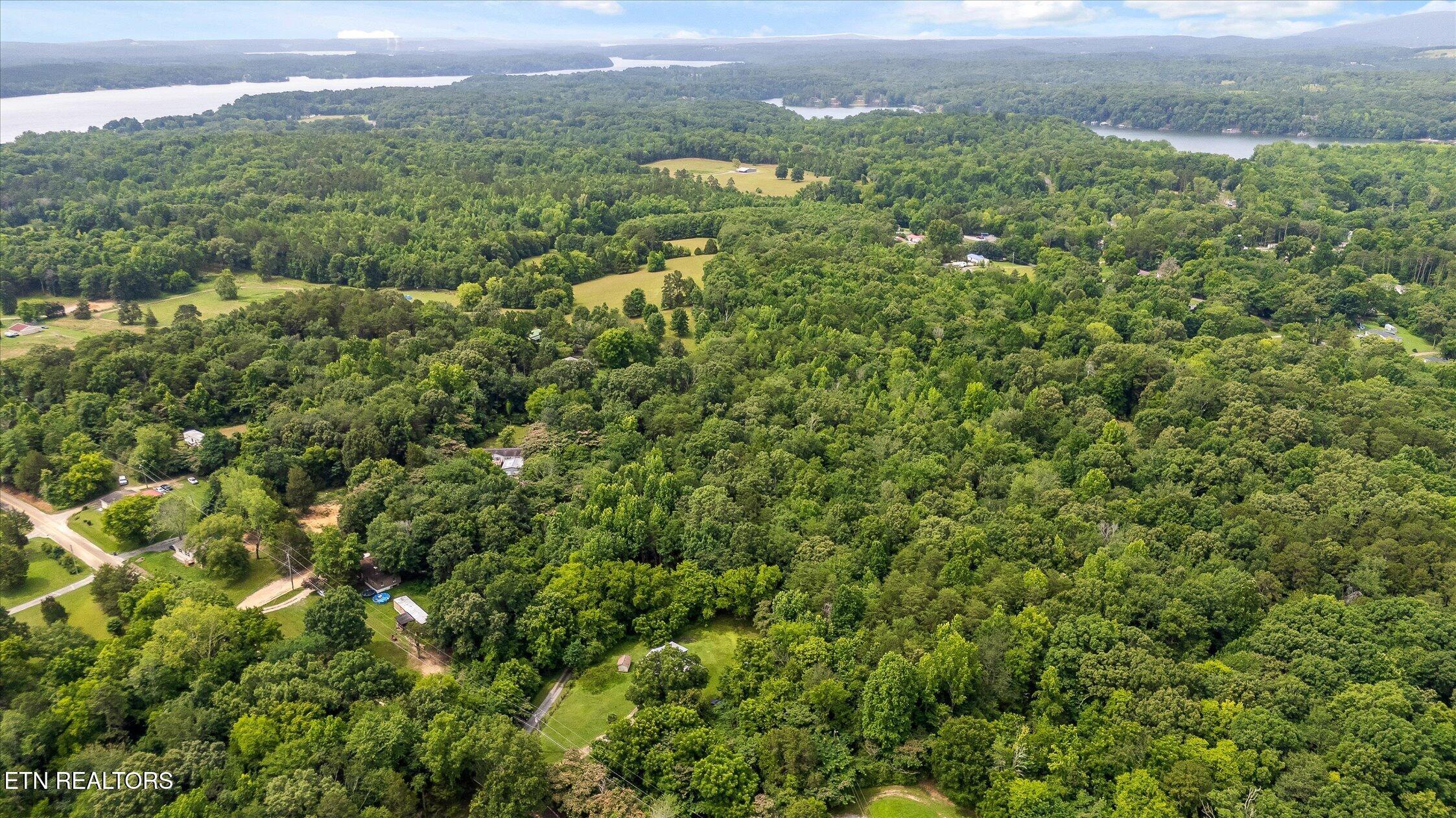 1906 Spradling Road Soddy-daisy TN 37379