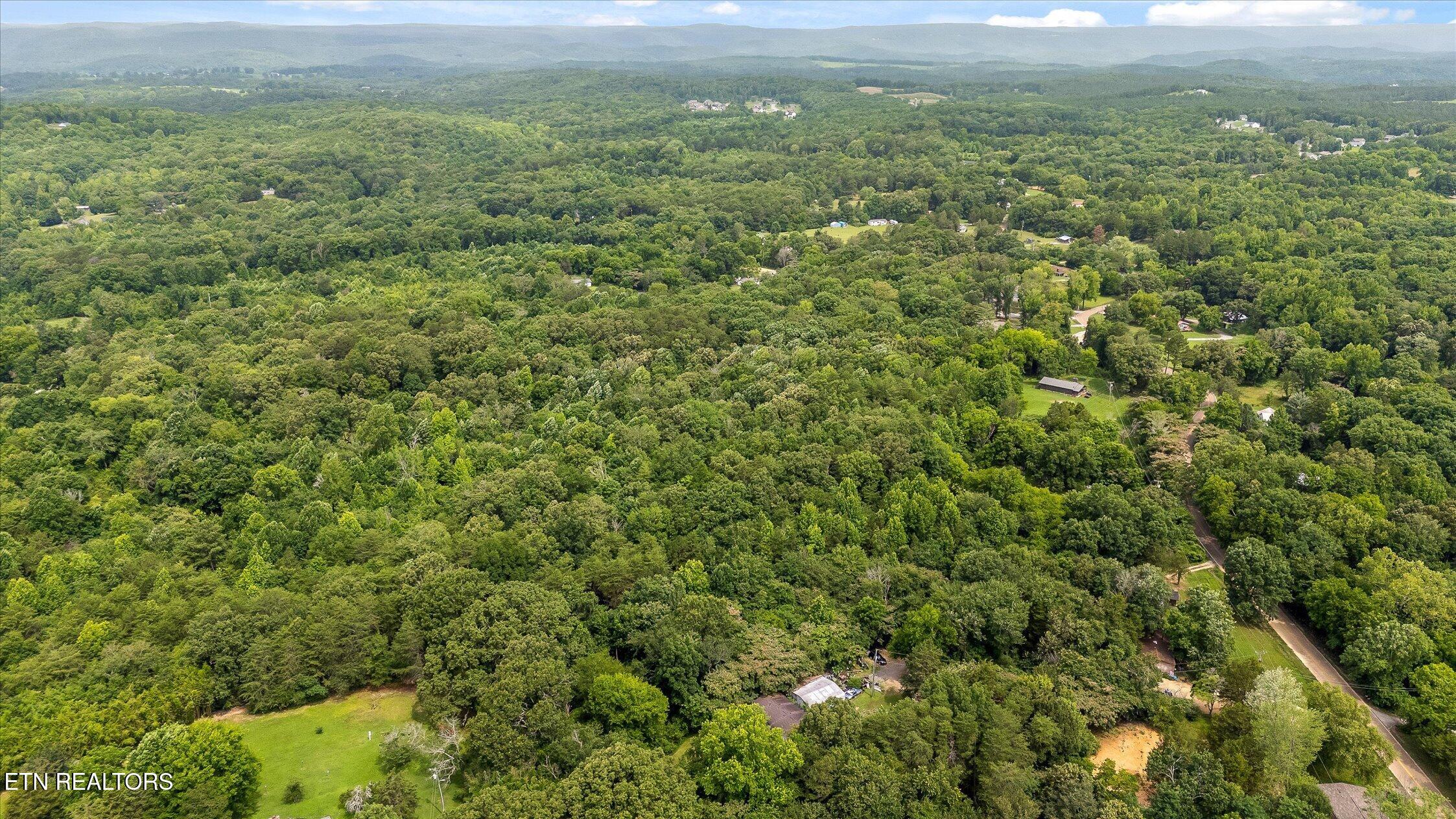 1906 Spradling Road Soddy-daisy TN 37379