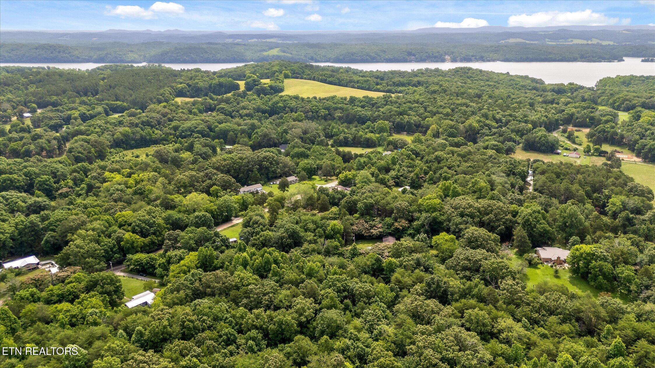1906 Spradling Road Soddy-daisy TN 37379