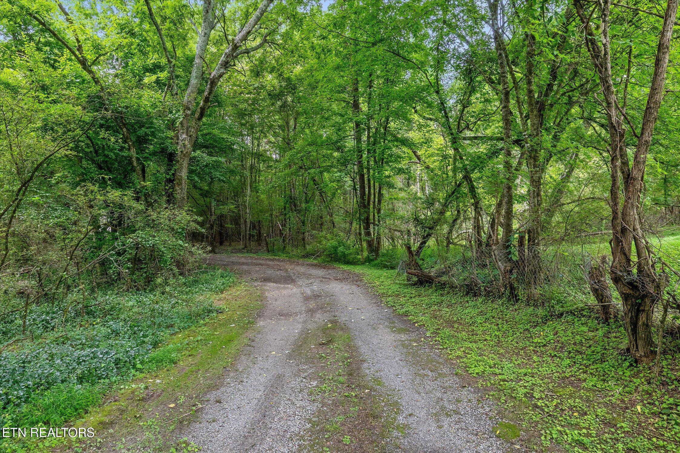 1906 Spradling Road Soddy-daisy TN 37379