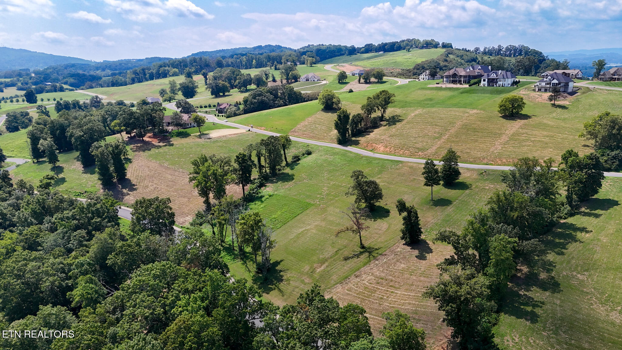 2093 Edgewater Sound Morristown TN 37814