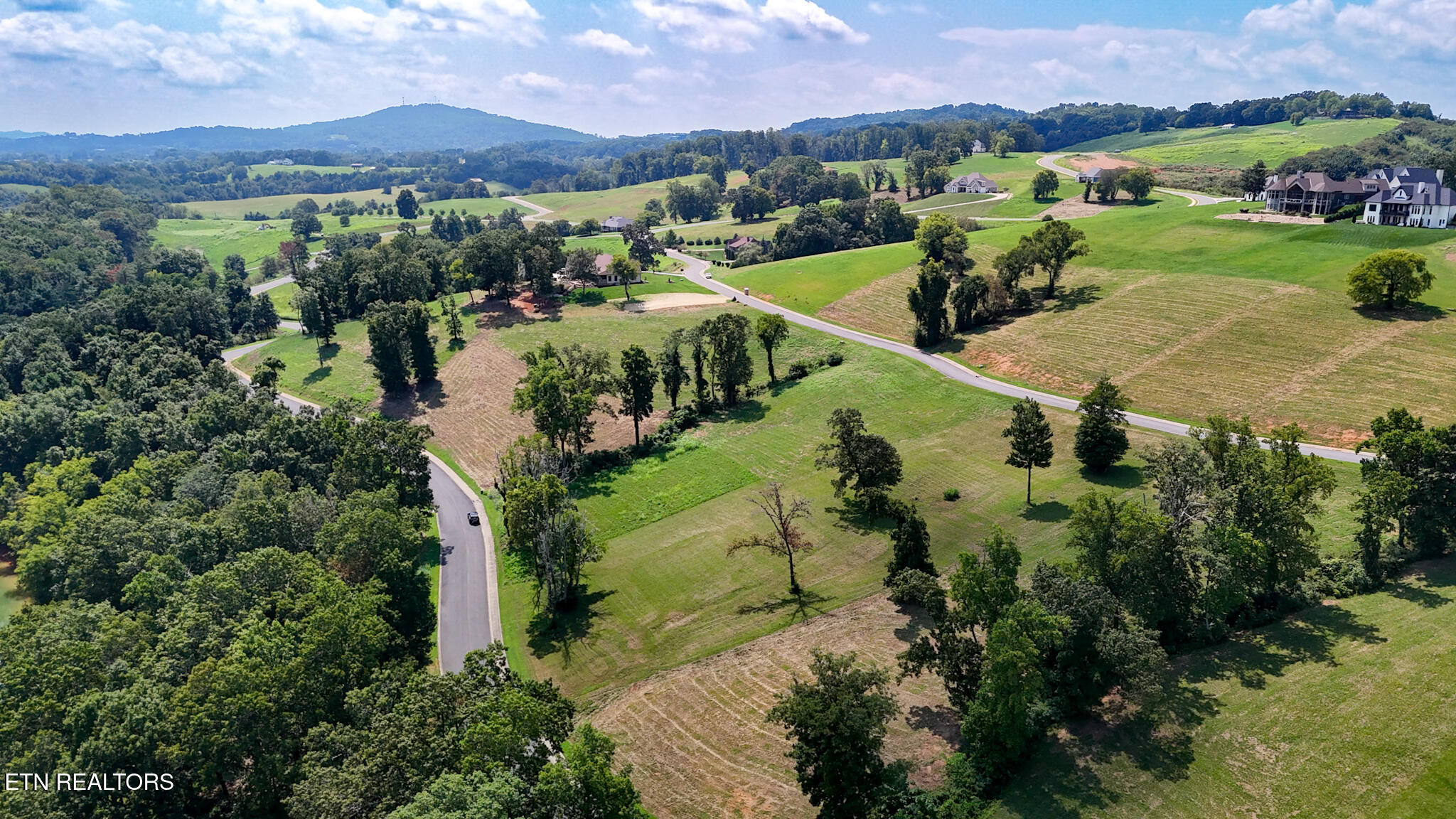 2093 Edgewater Sound Morristown TN 37814