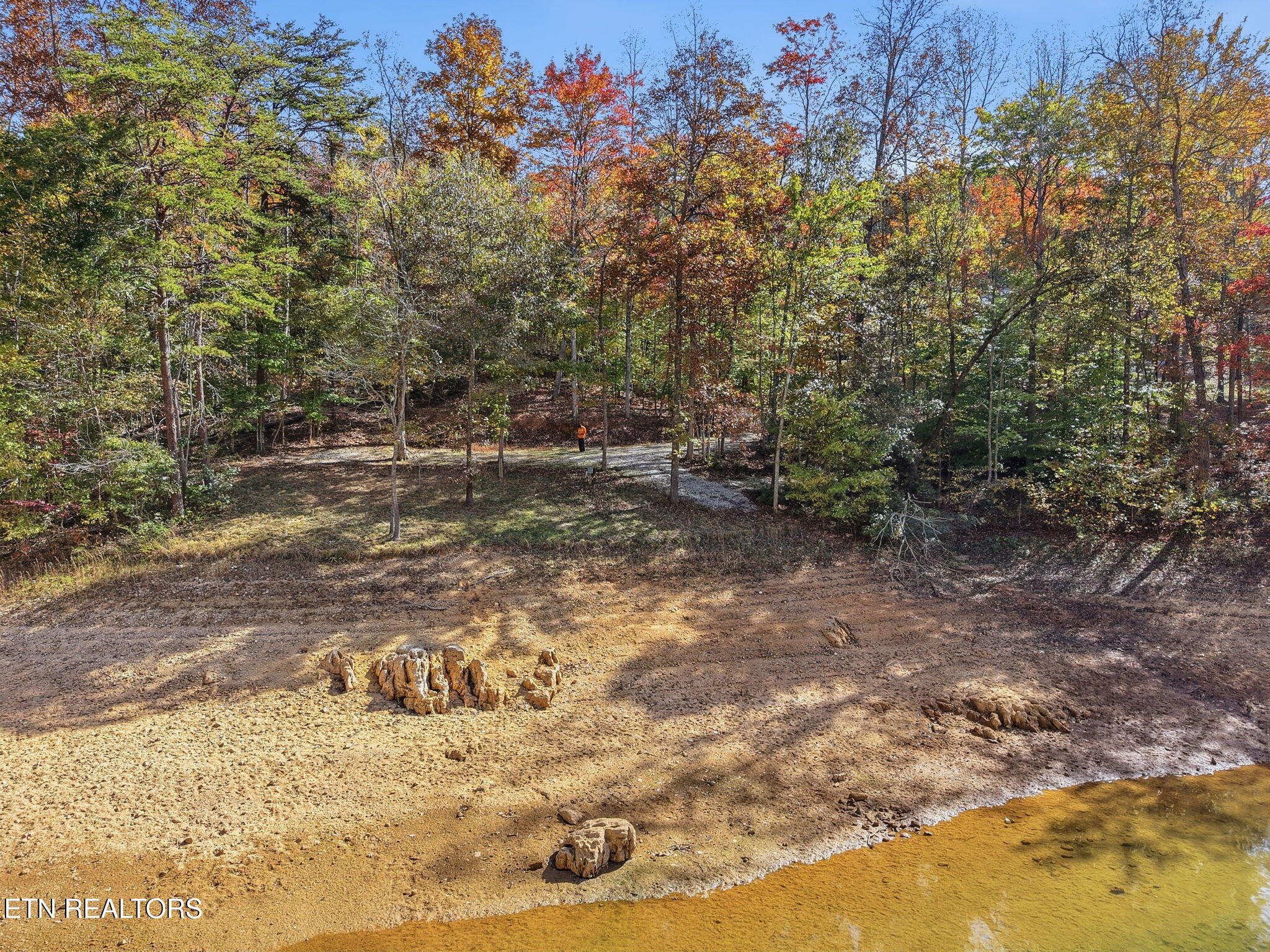 811 Big Creek Road Lafollette TN 37766