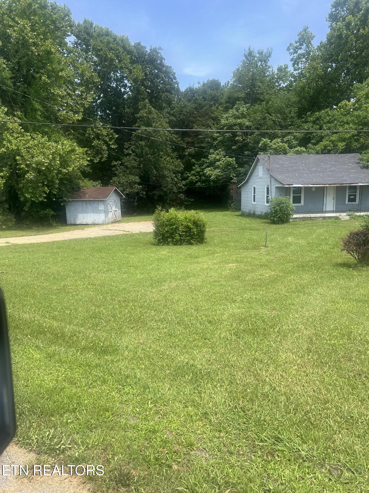 285 Joe Owen Road Clinton TN 37716