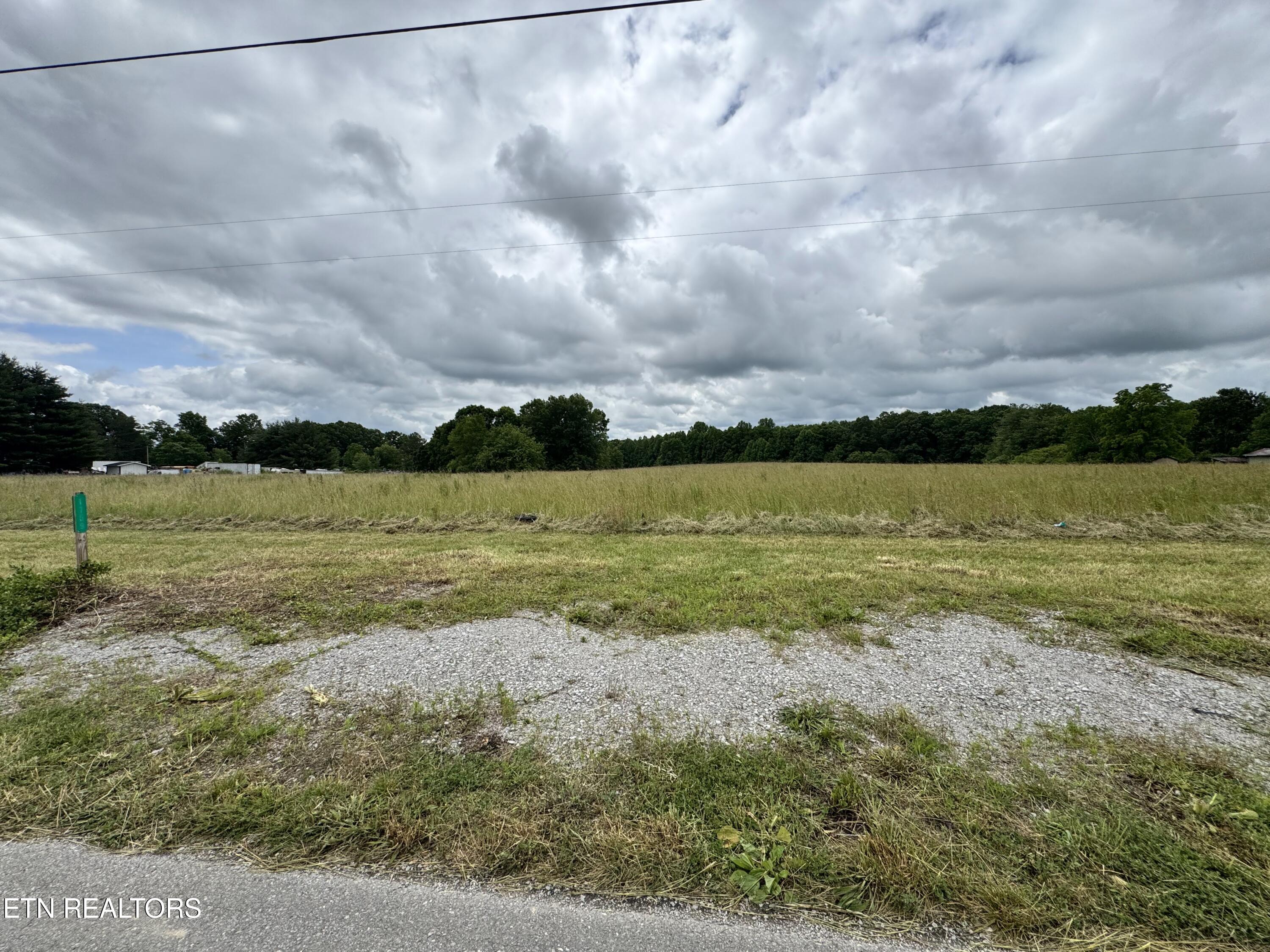 1759 Meister Hills Road Drive Deer Lodge TN 37726