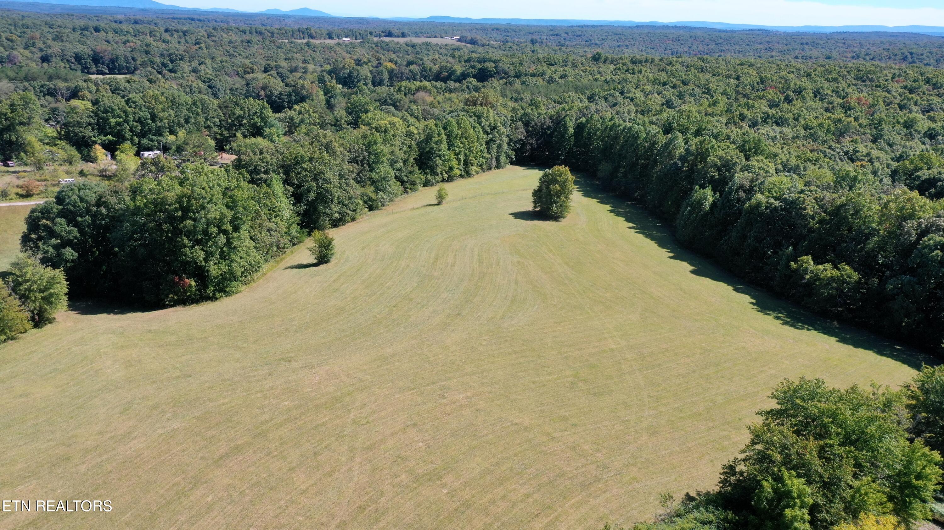 1759 Meister Hills Road Drive Deer Lodge TN 37726