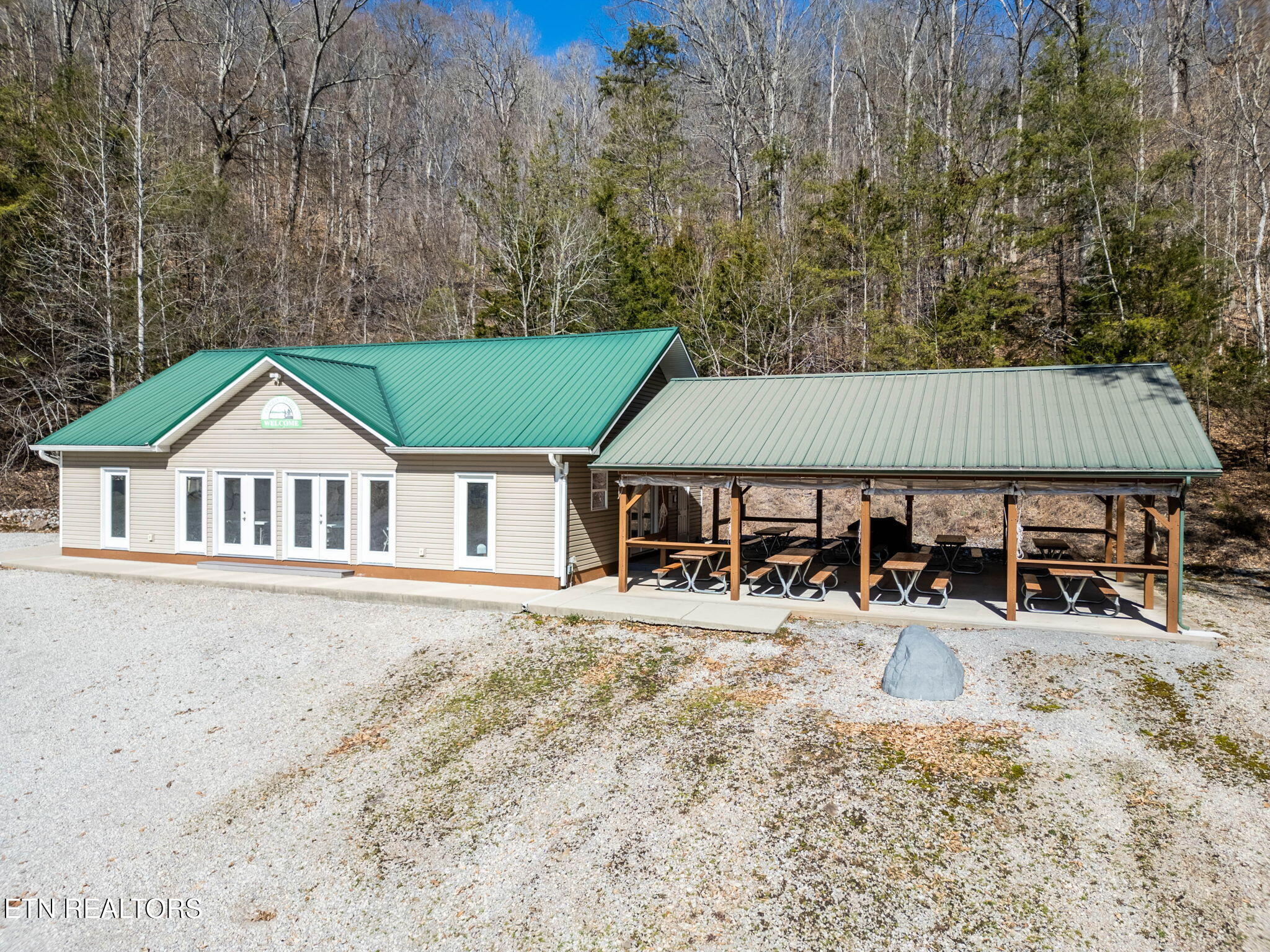 1340 Lakeview Drive Sharps Chapel TN 37866