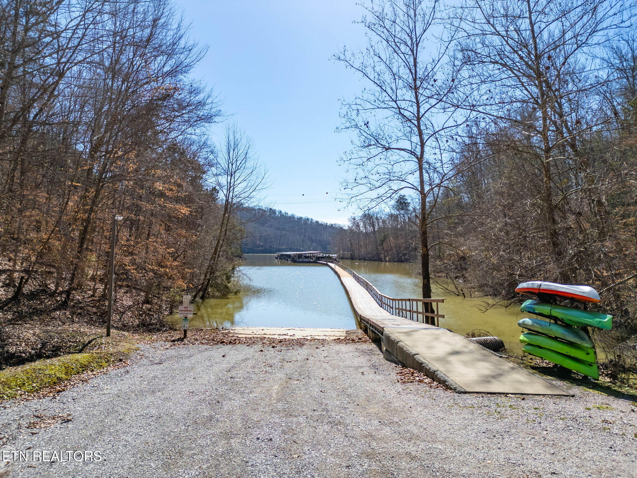 1340 Lakeview Drive Sharps Chapel TN 37866