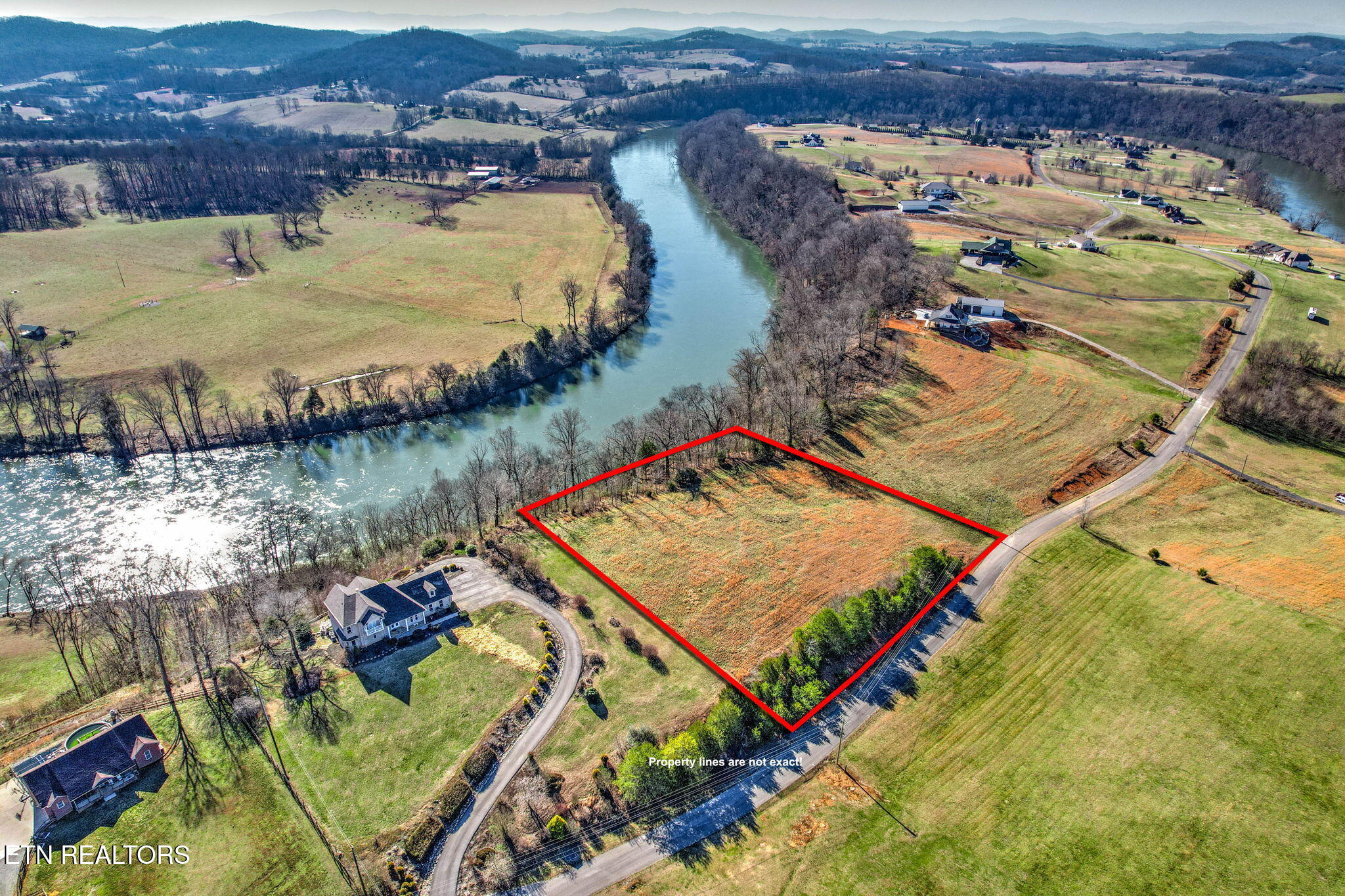 Holston River Drive Rutledge TN 37861
