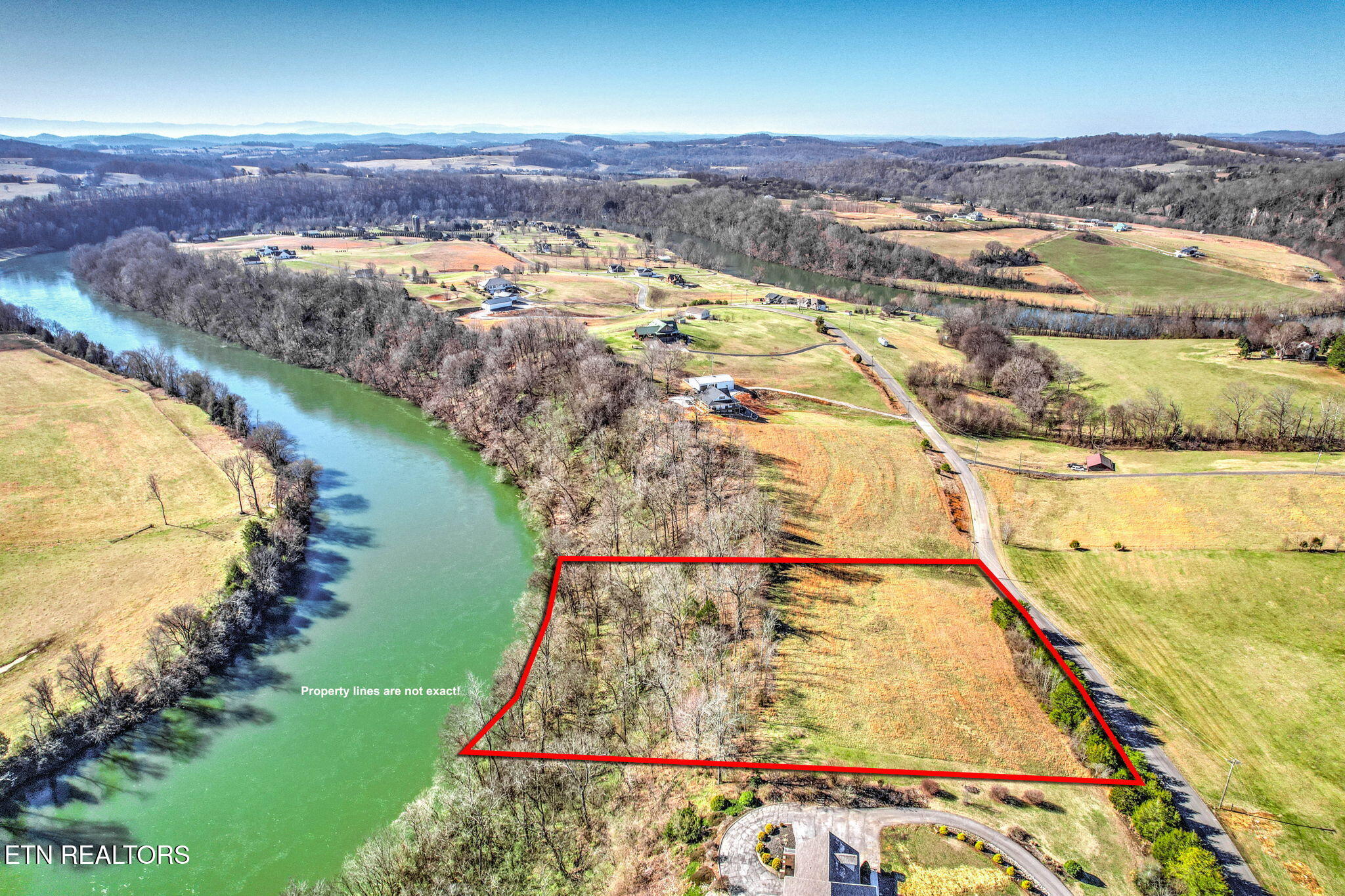Holston River Drive Rutledge TN 37861