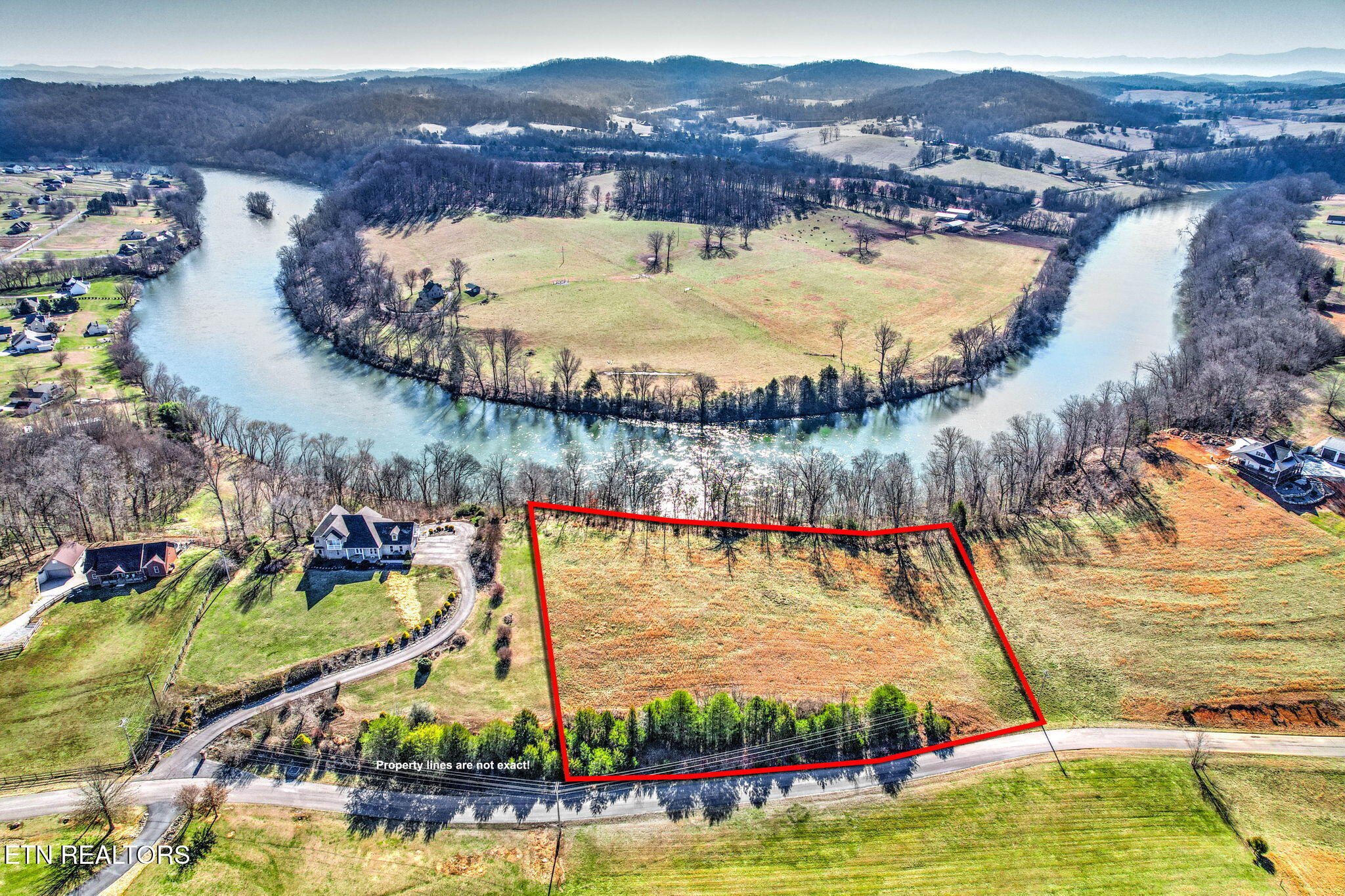Holston River Drive Rutledge TN 37861