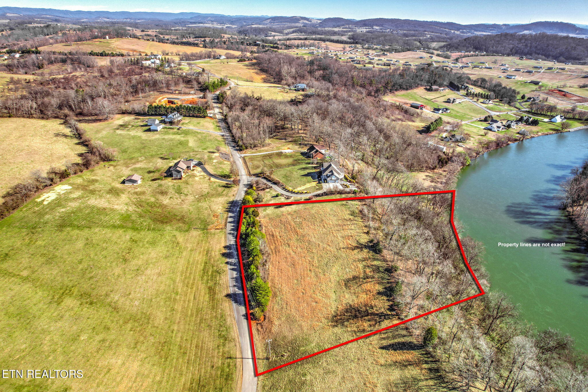 Holston River Drive Rutledge TN 37861