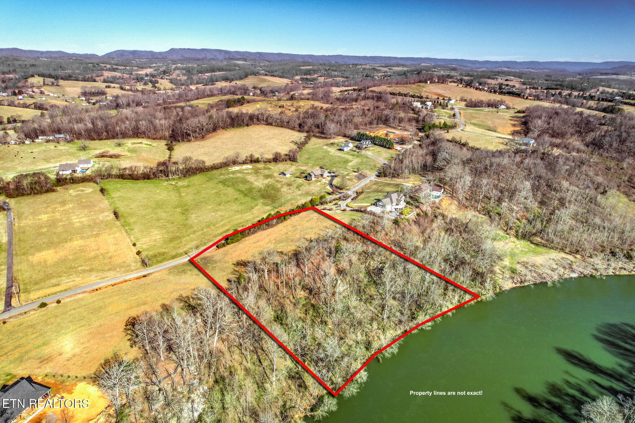 Holston River Drive Rutledge TN 37861