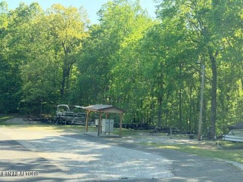 Shanghai Lake Lane LaFollette TN 37766
