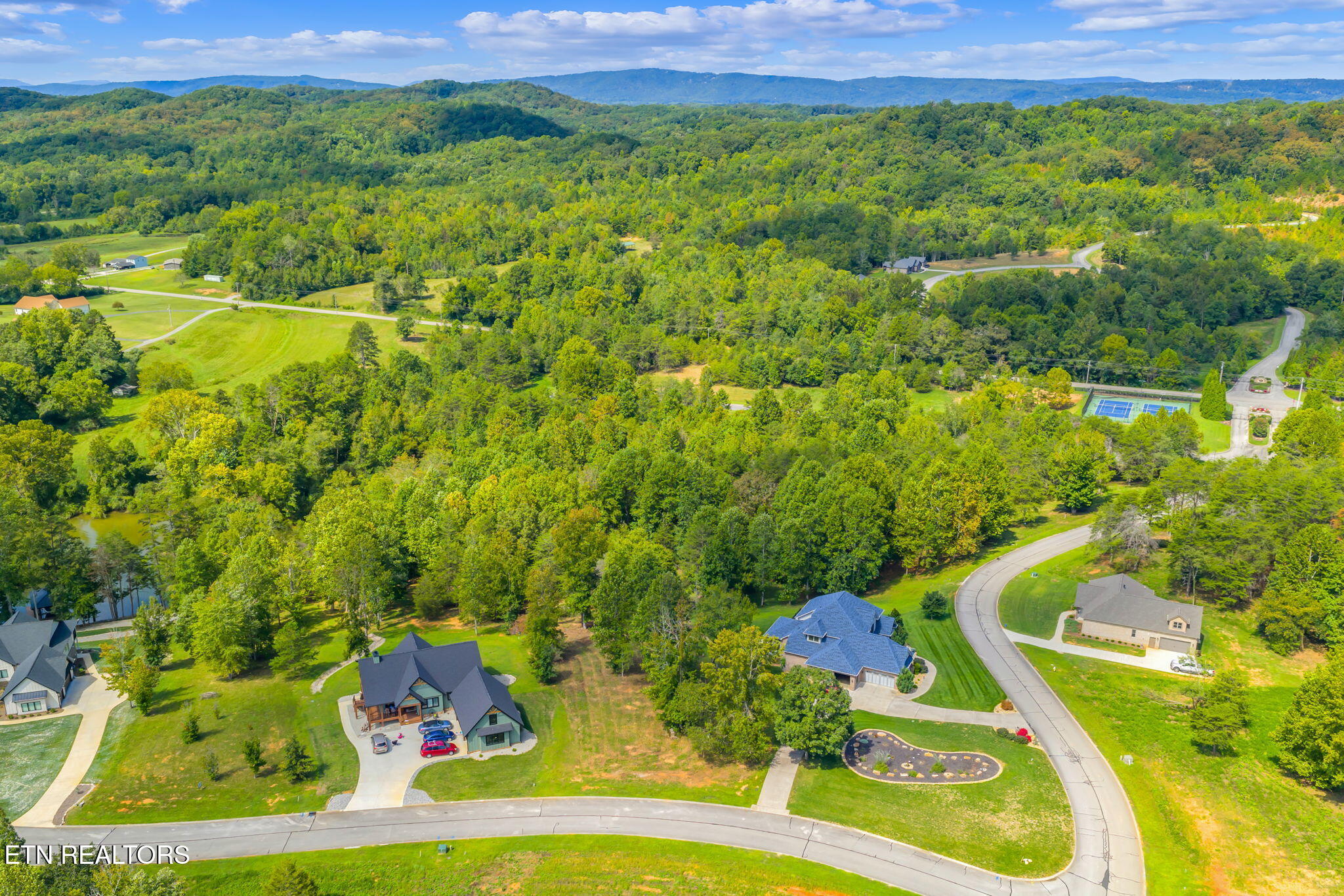 104 Blue Heron Harriman TN 37748