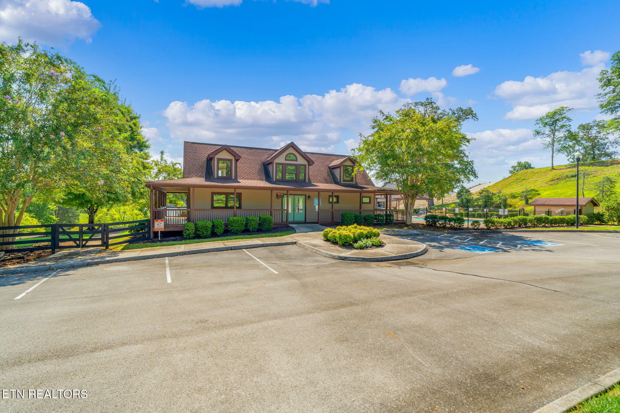 104 Blue Heron Harriman TN 37748