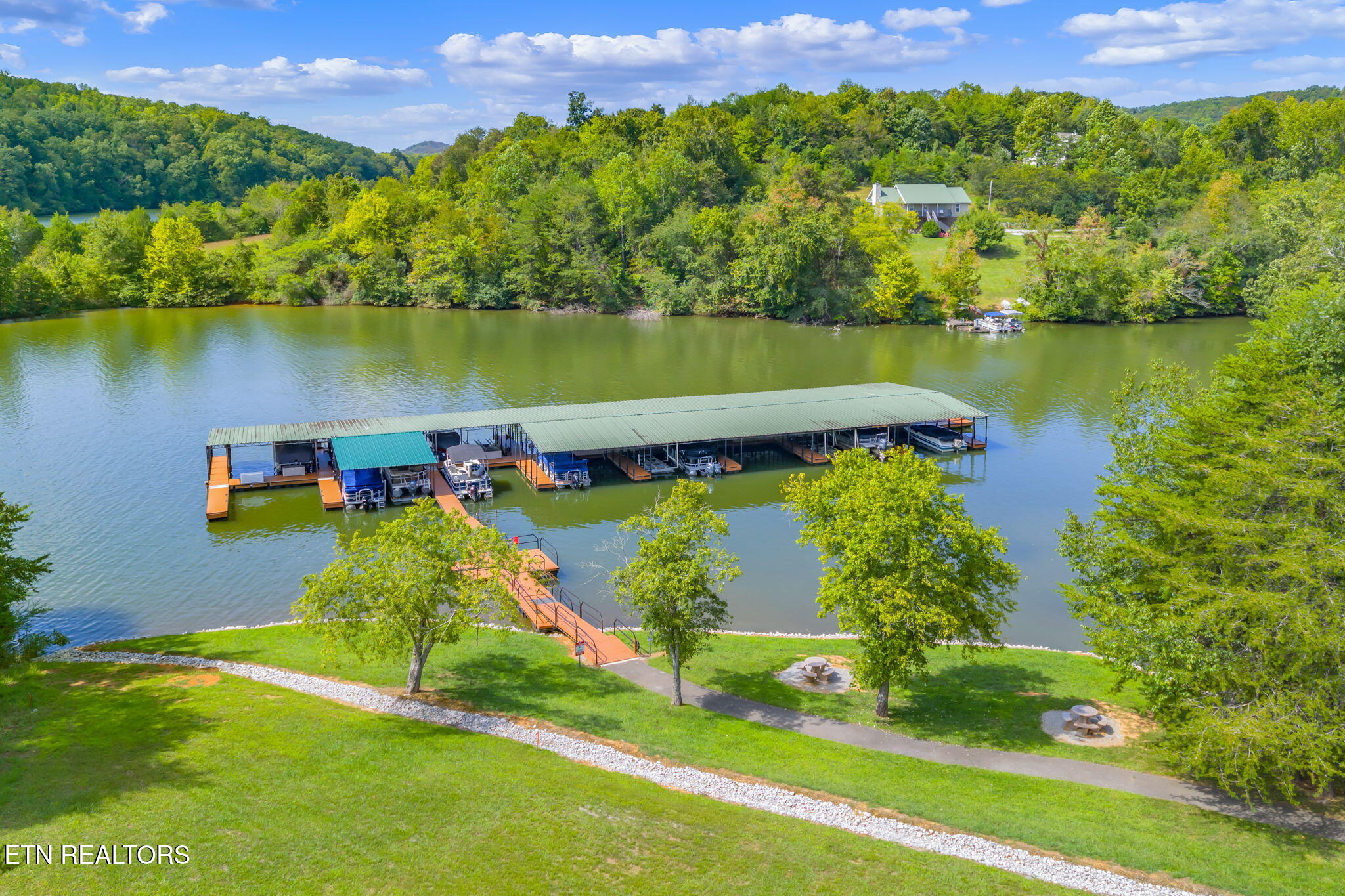 104 Blue Heron Harriman TN 37748