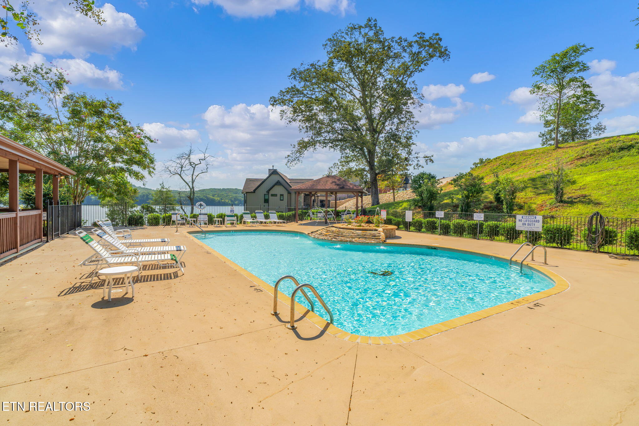 104 Blue Heron Harriman TN 37748