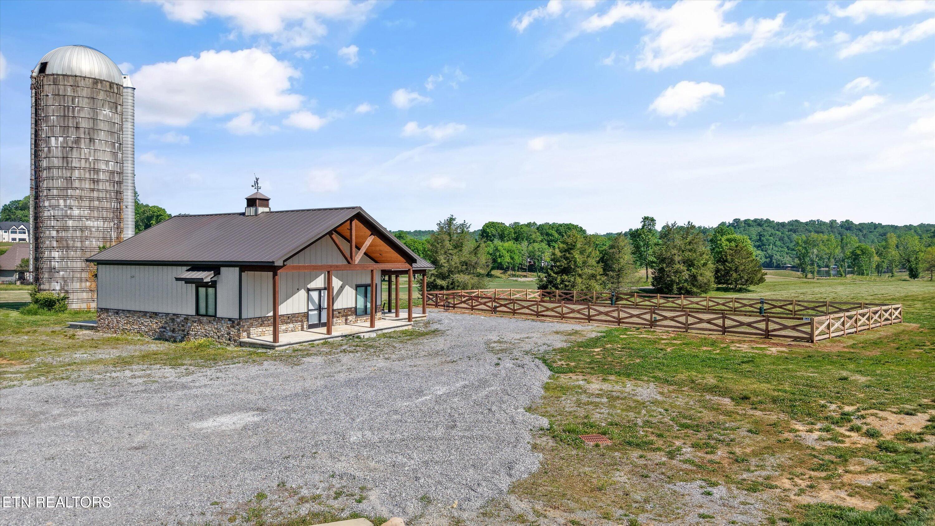 145 Canopy Trail Lane Loudon TN 37774