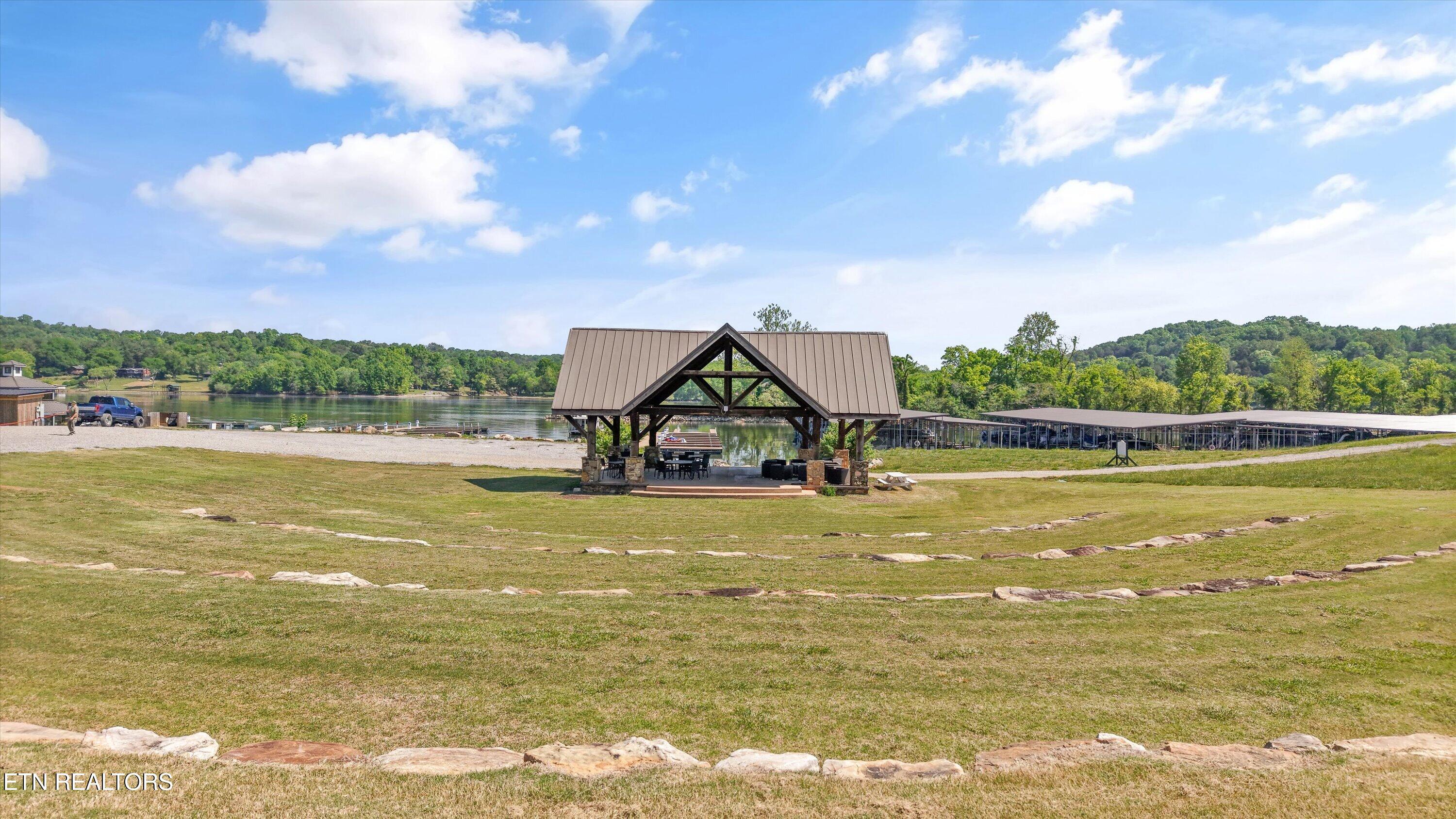 145 Canopy Trail Lane Loudon TN 37774
