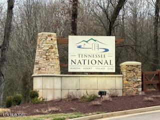 254 Hawks Bend Loudon TN 37774