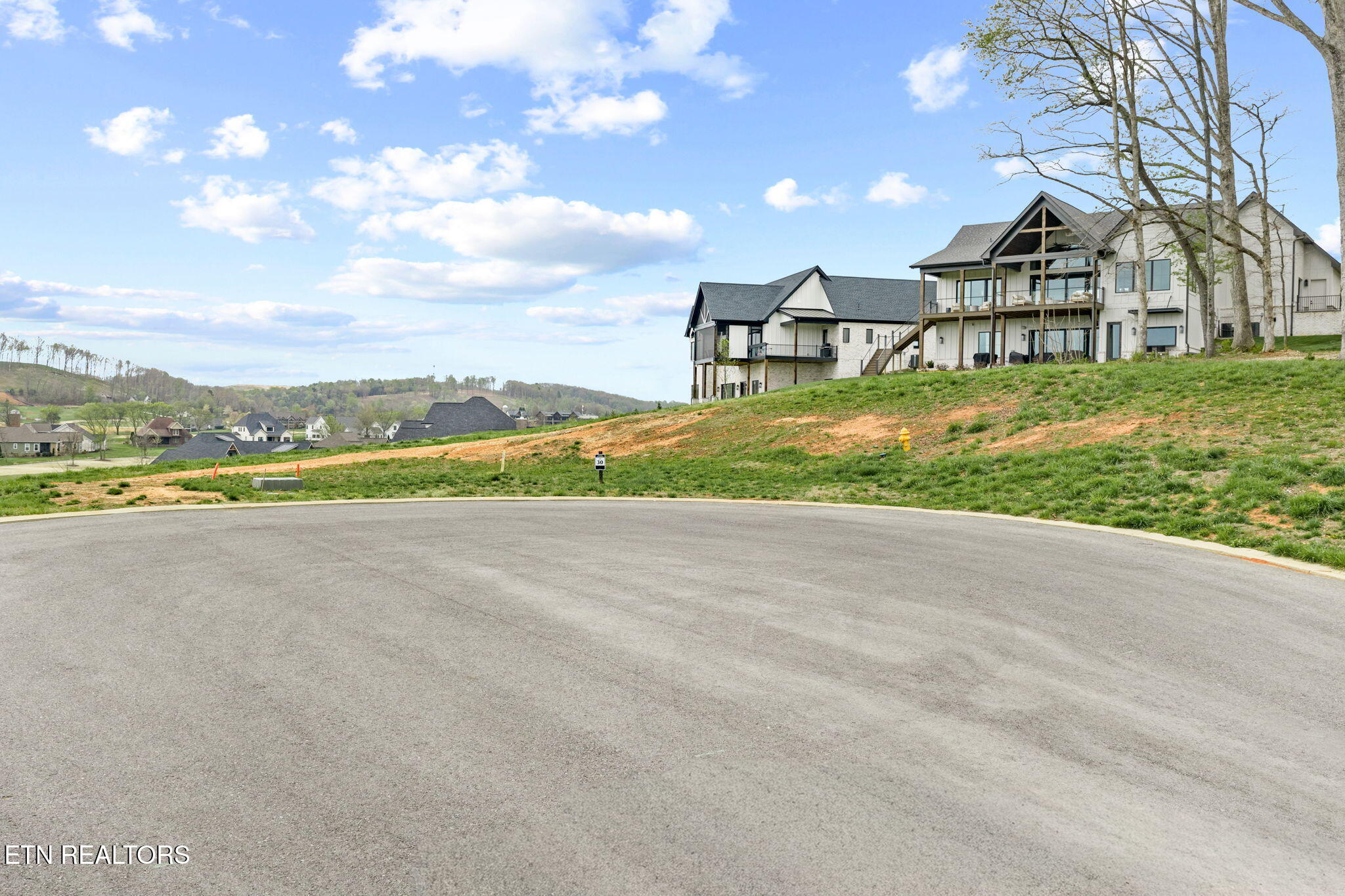 378 17th Drive Loudon TN 37774