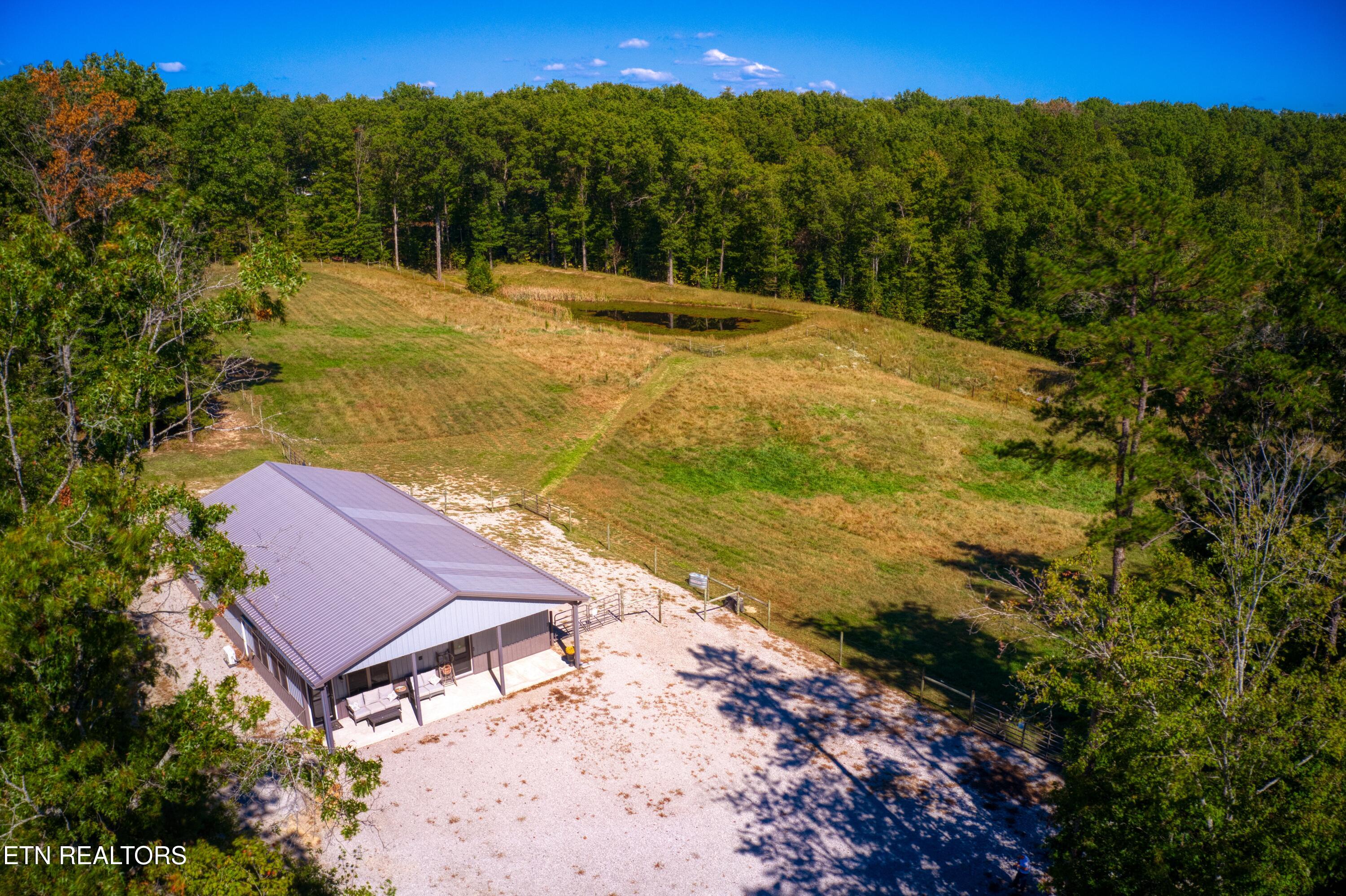 419 Palomino Run Jamestown TN 38556