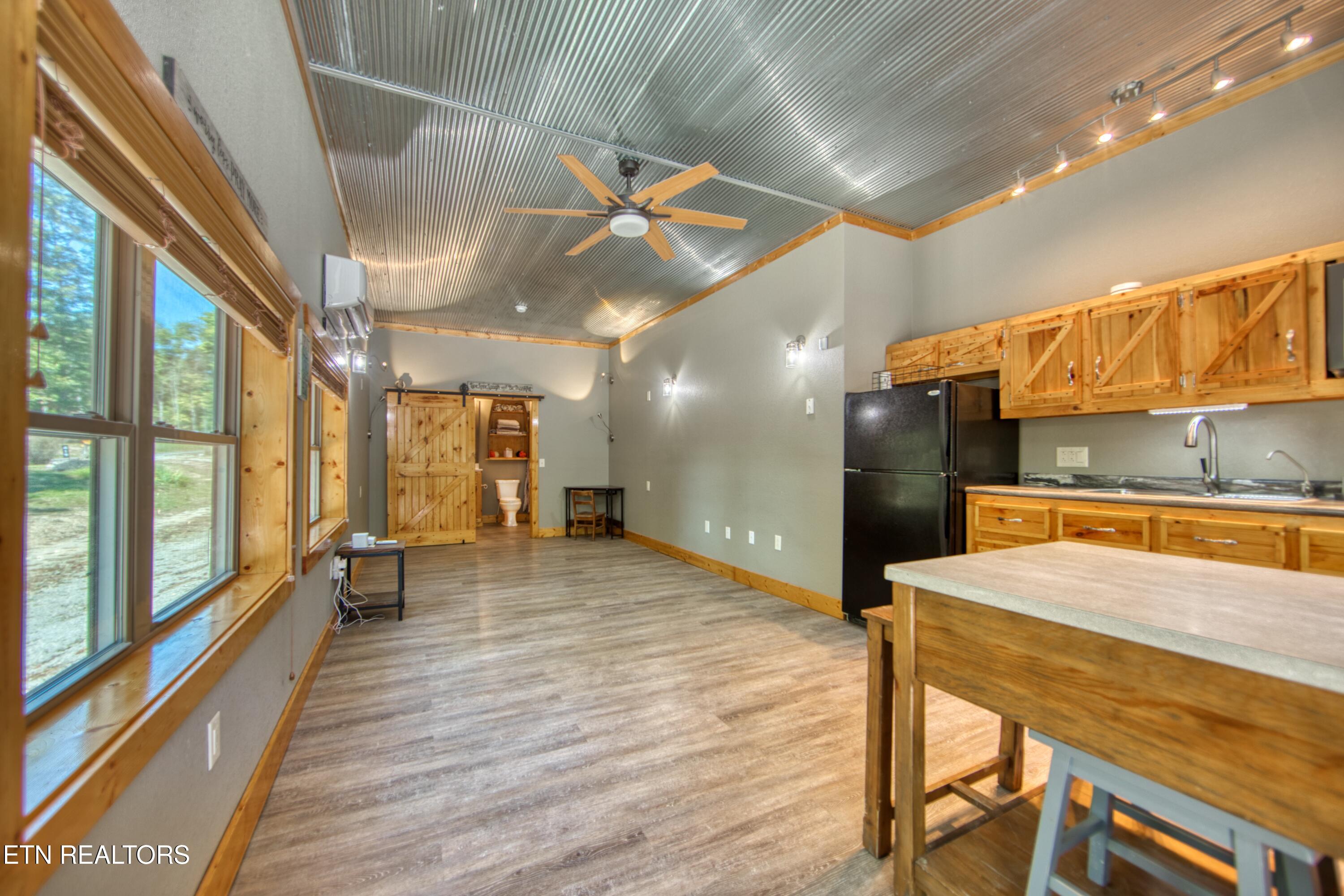 419 Palomino Run Jamestown TN 38556