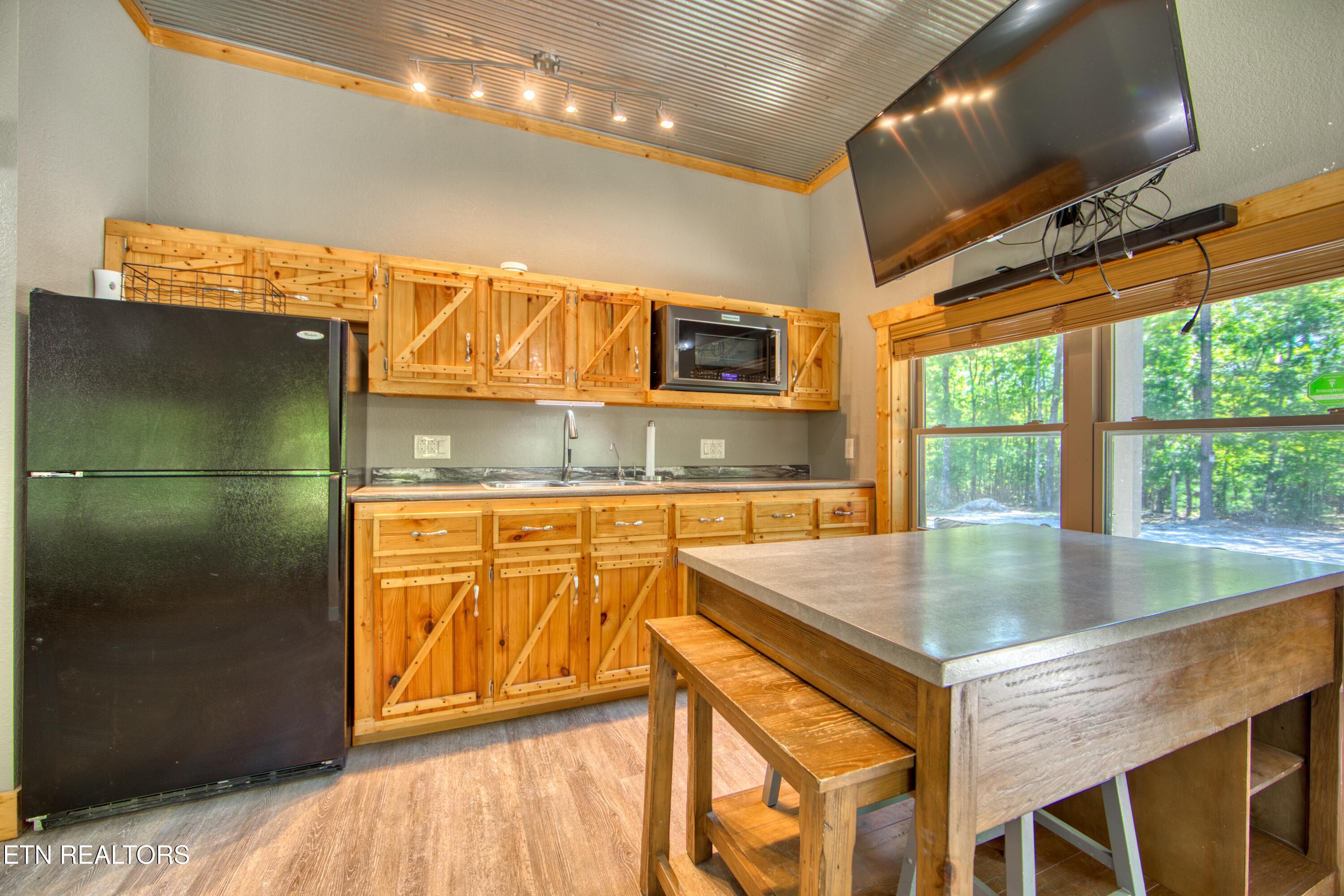 419 Palomino Run Jamestown TN 38556