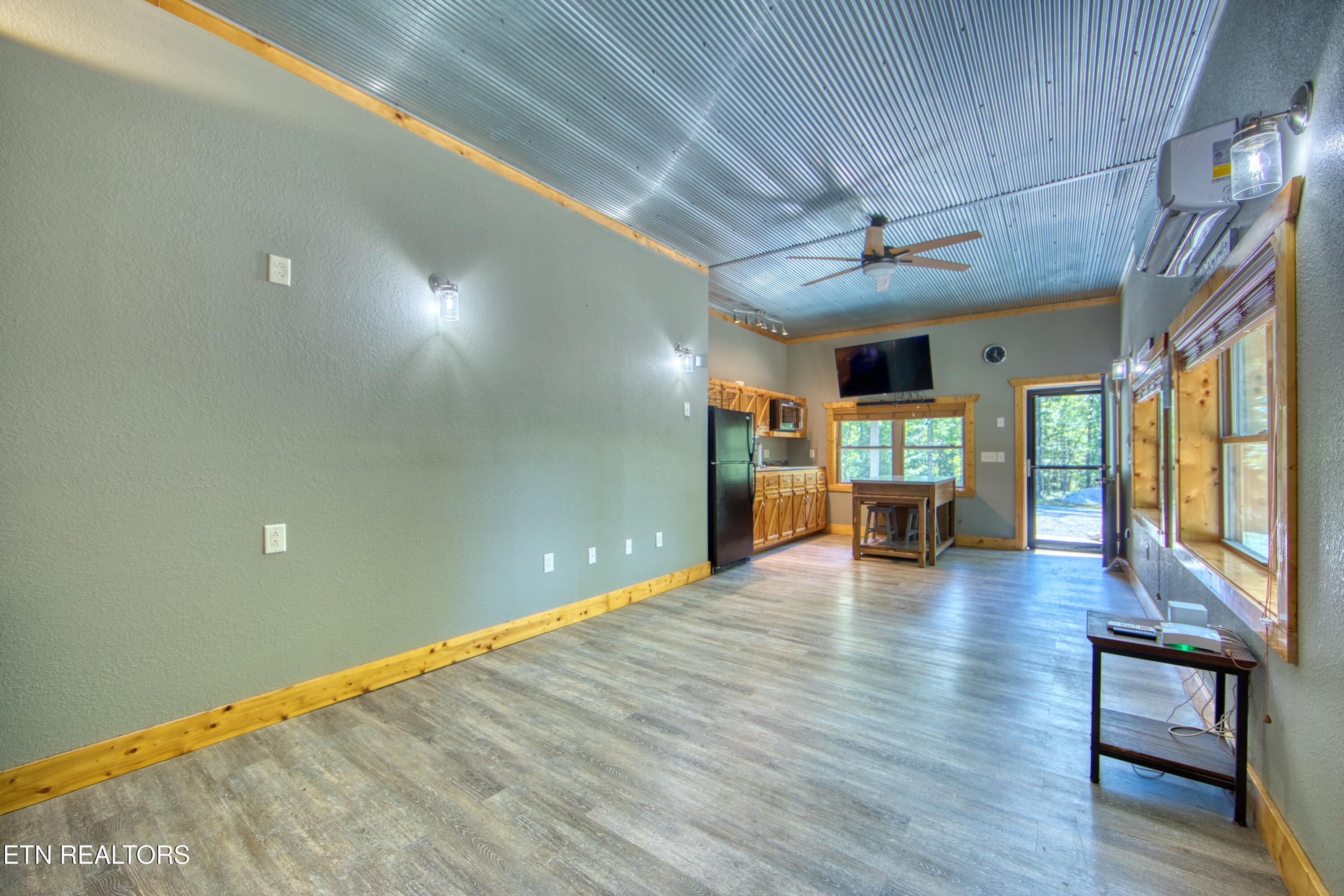 419 Palomino Run Jamestown TN 38556