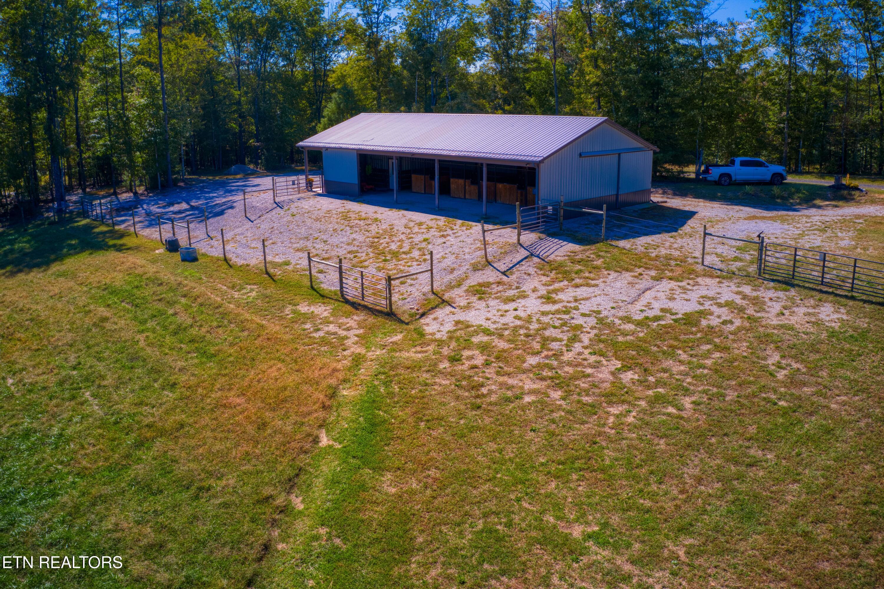 419 Palomino Run Jamestown TN 38556
