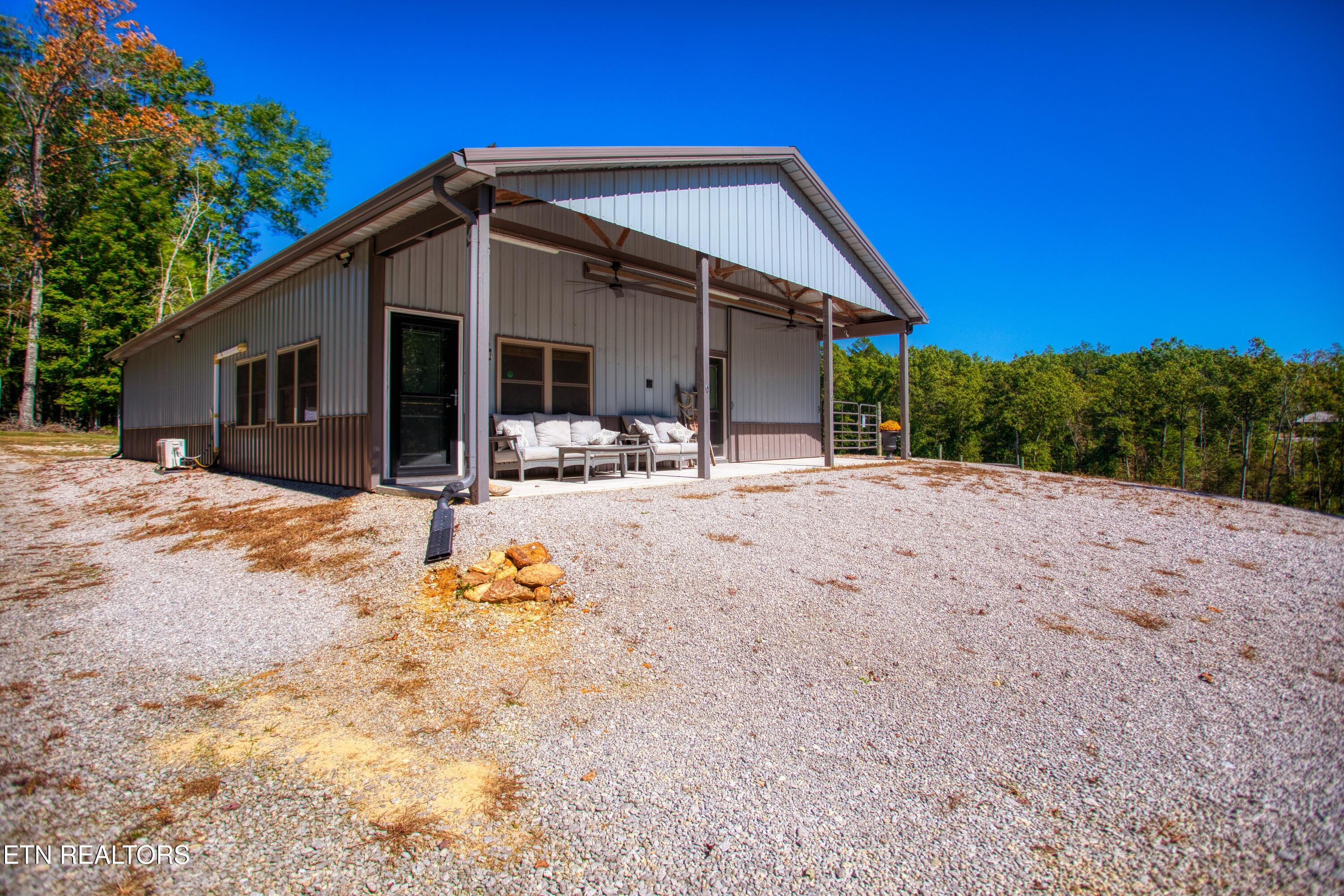 419 Palomino Run Jamestown TN 38556