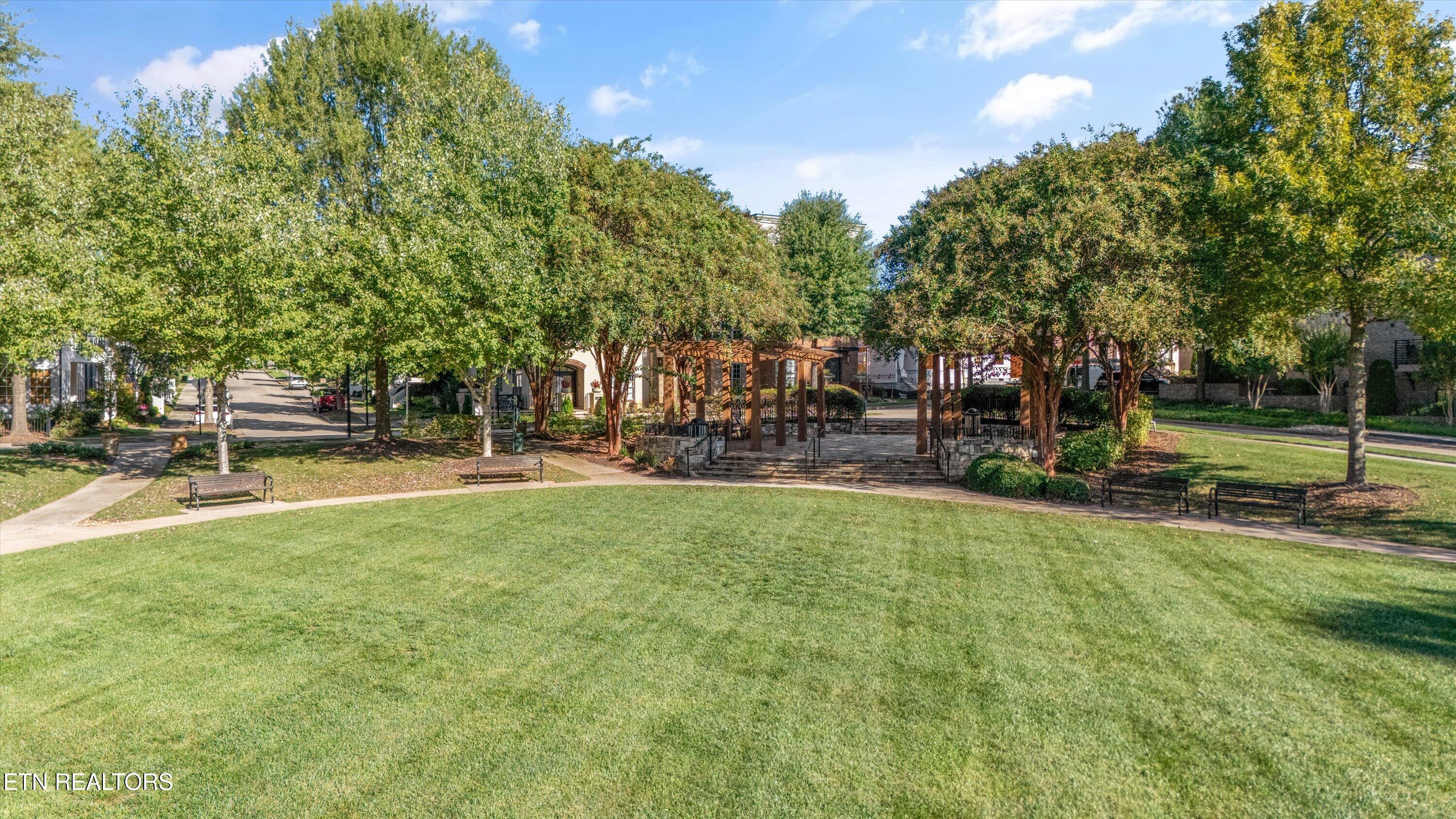 9326 Chimney Top Lane Knoxville TN 37922