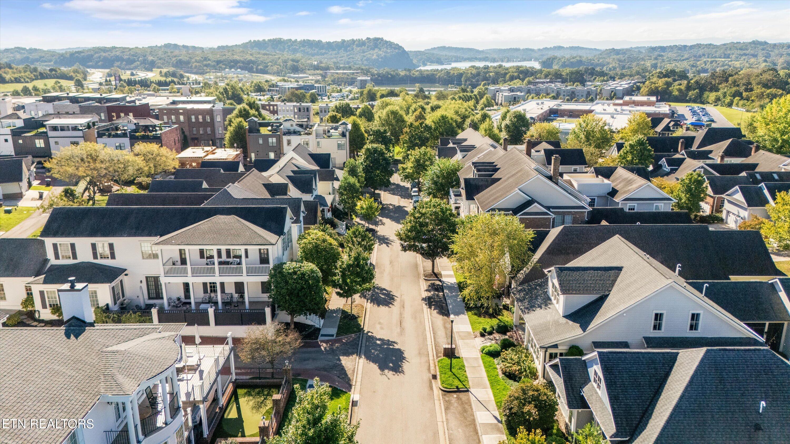 9326 Chimney Top Lane Knoxville TN 37922