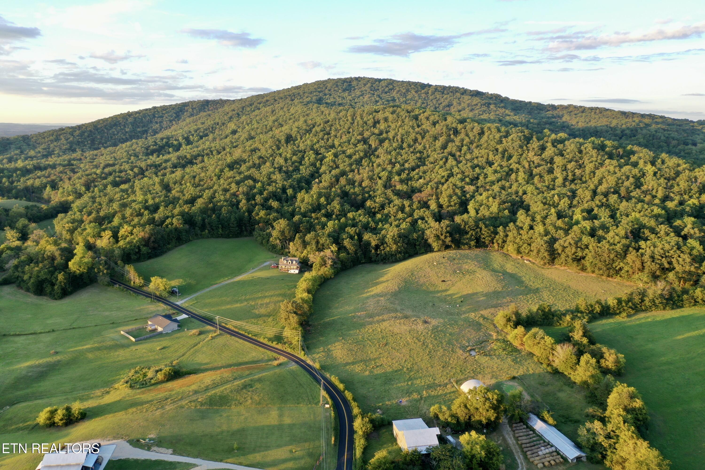 Sharp Road Sevierville TN 37876