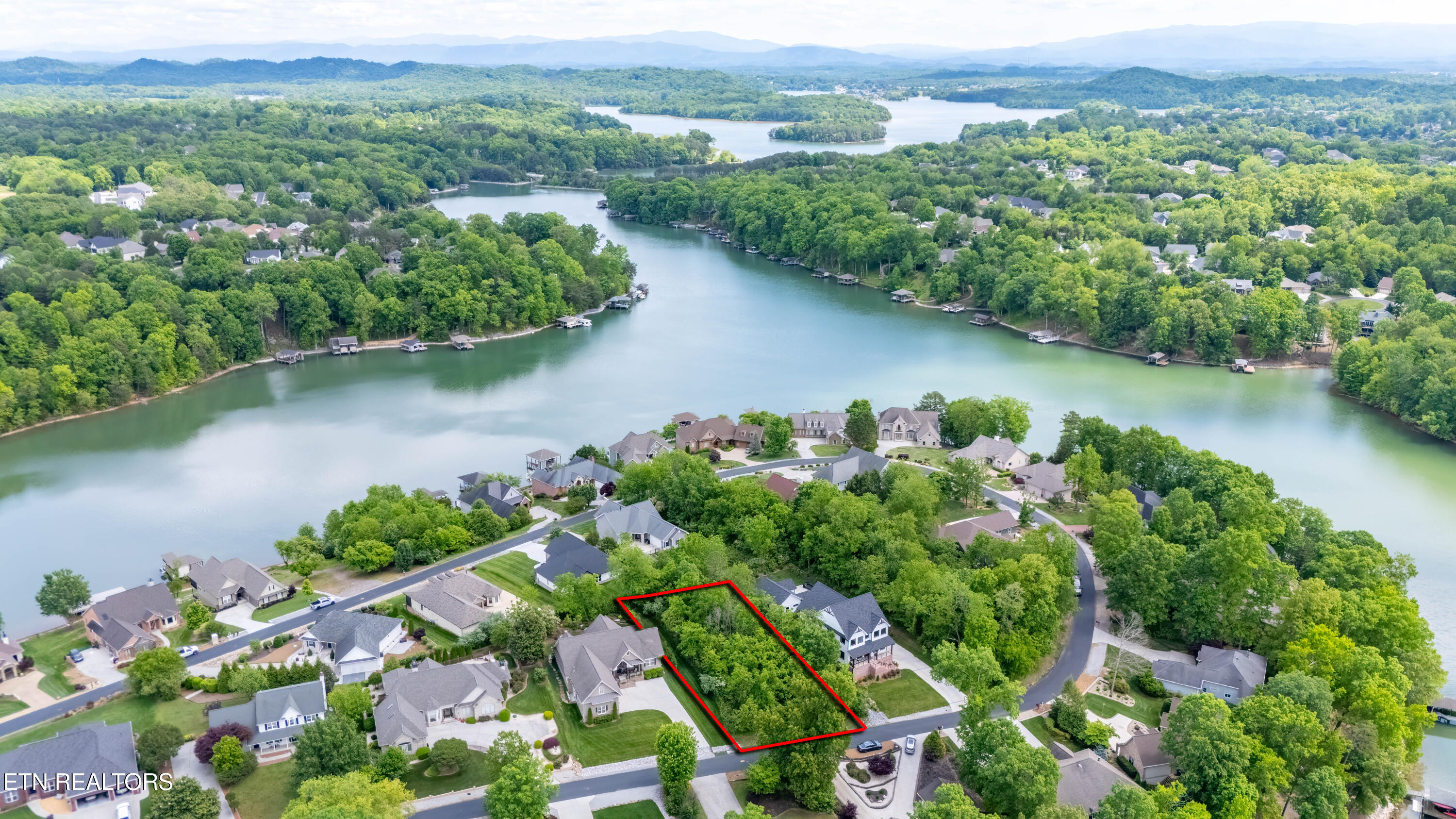 177 Oonoga Way Loudon TN 37774