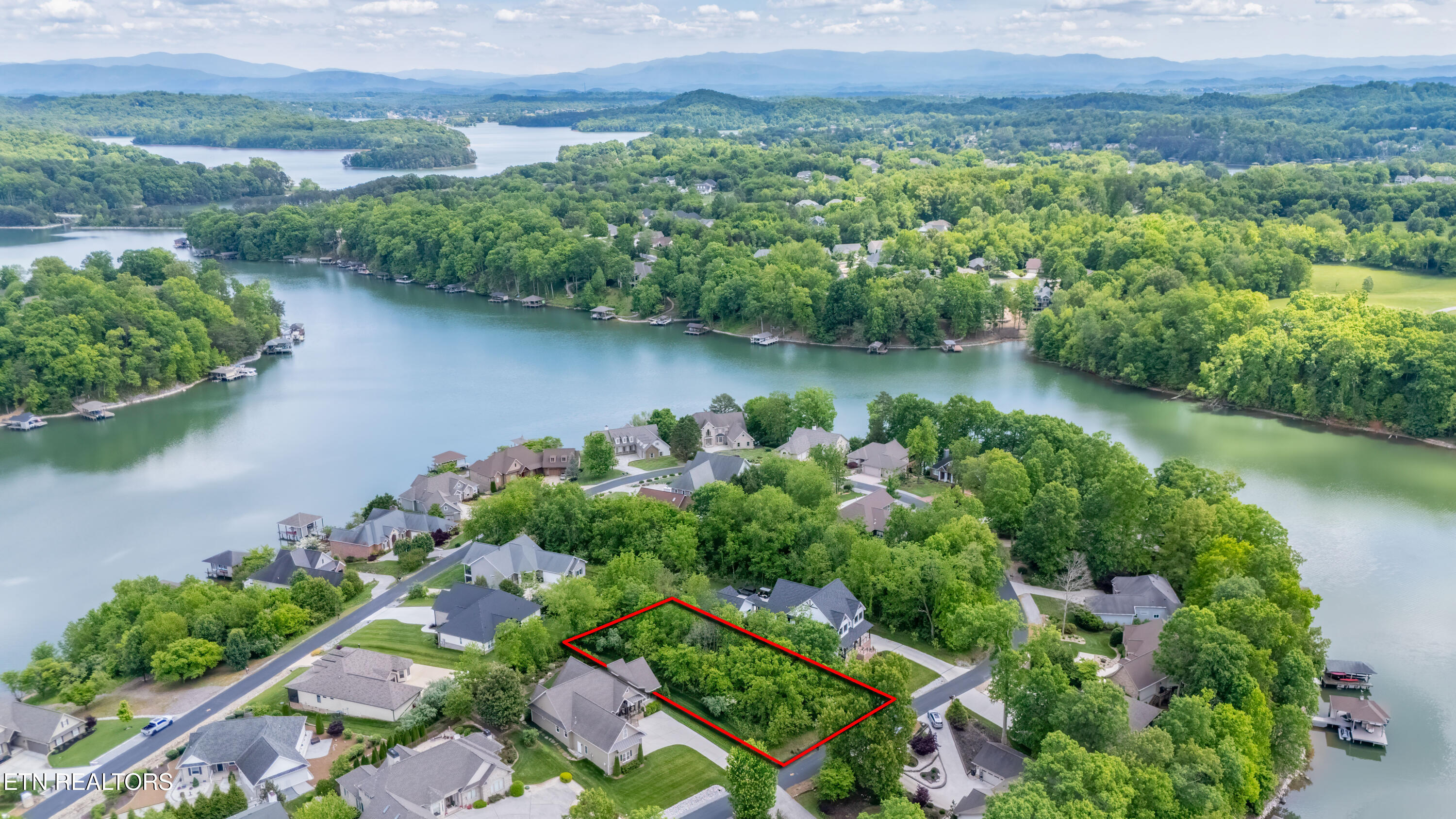 177 Oonoga Way Loudon TN 37774