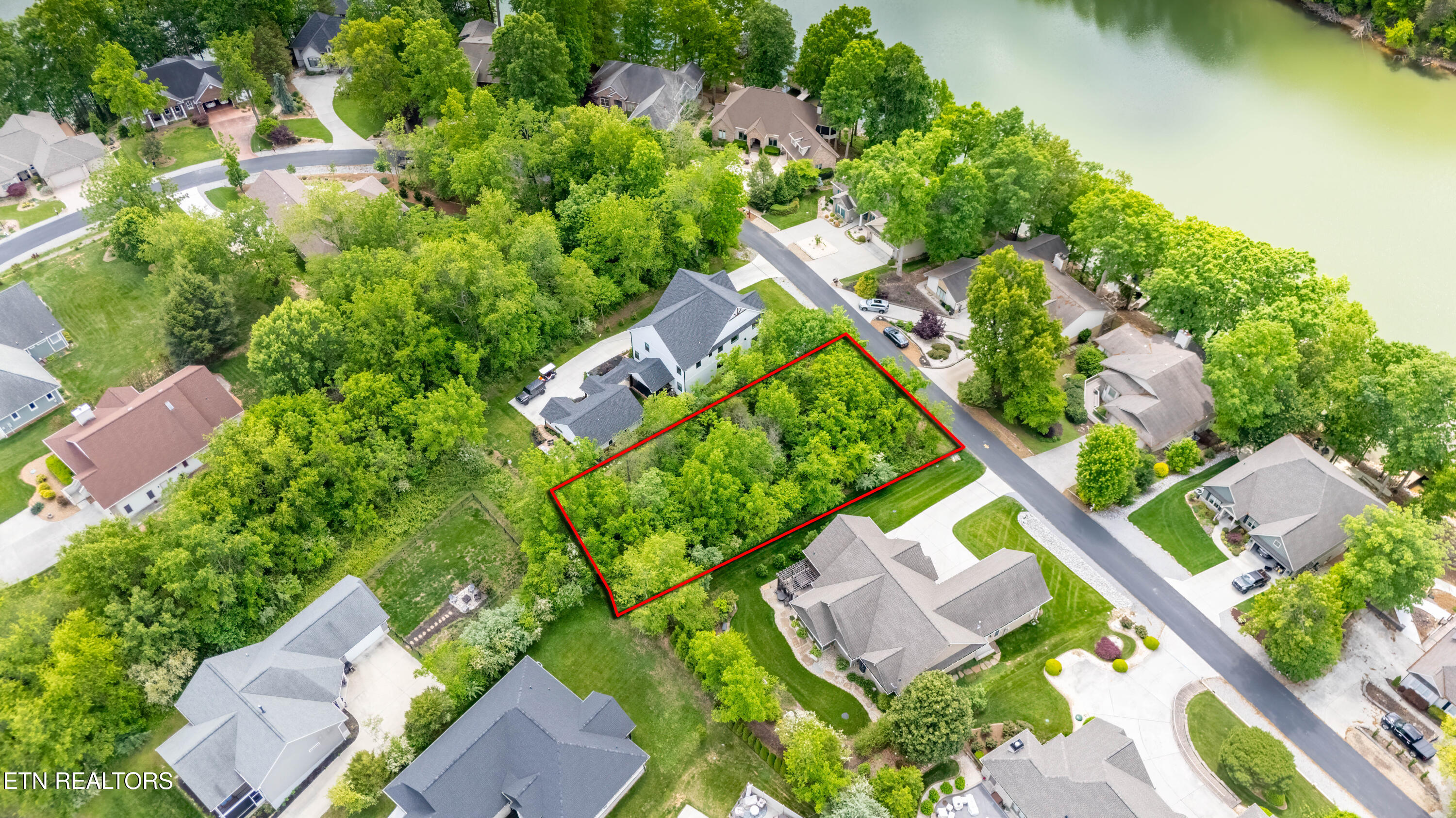 177 Oonoga Way Loudon TN 37774