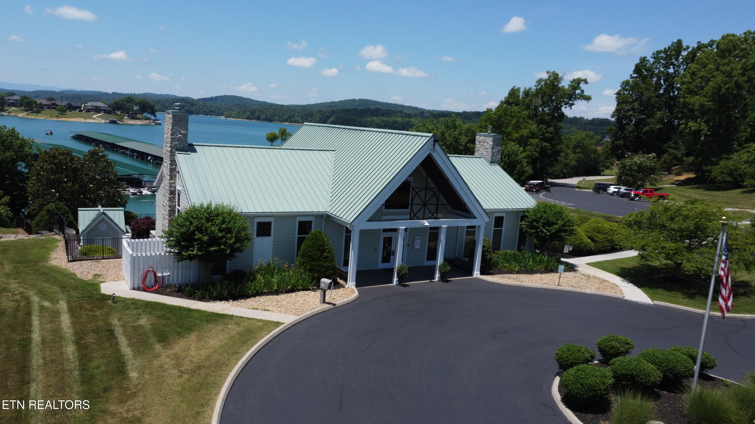 Larayne Hollow Road Sharps Chapel TN 37866
