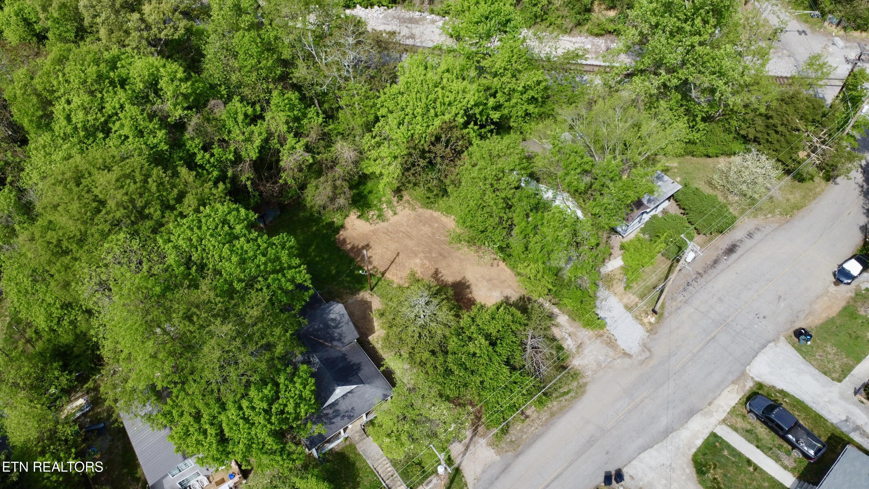 141 Nevada Avenue Lafollette TN 37766