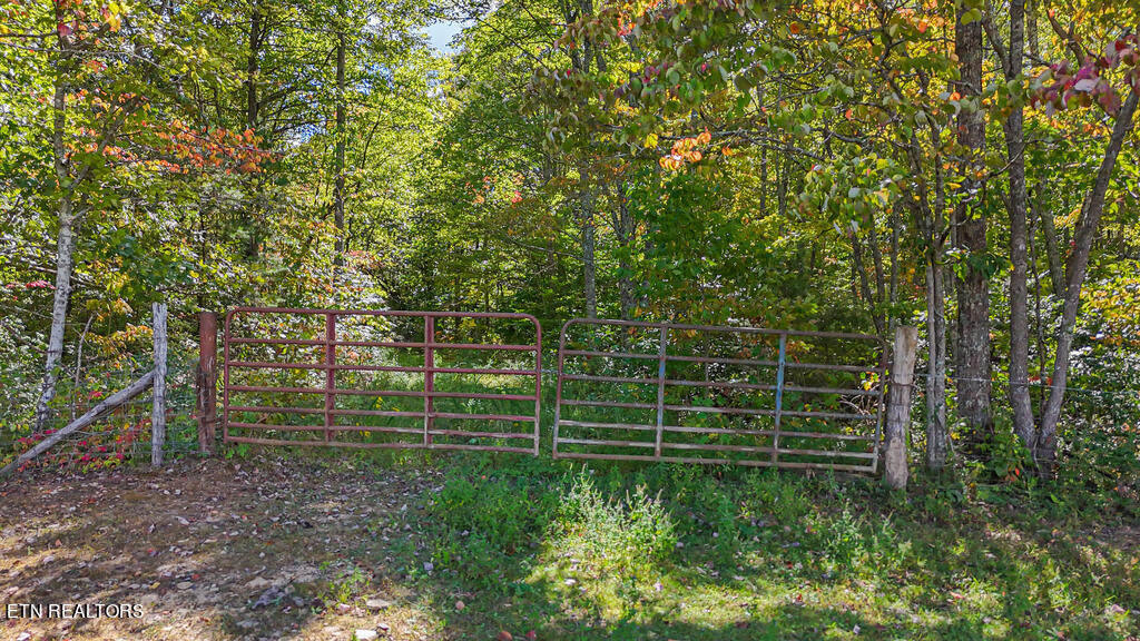 Deer Lodge Highway Deer Lodge TN 37726