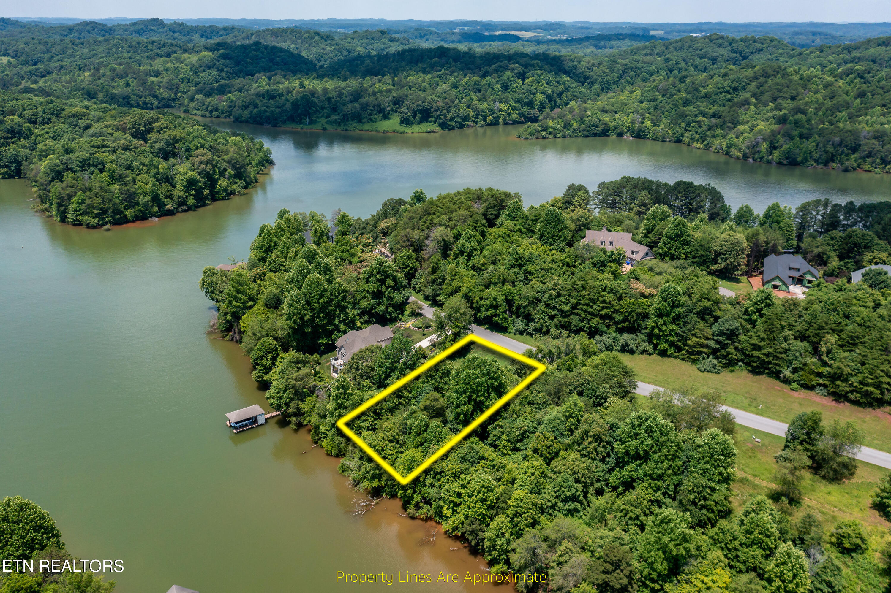 430 Marsh Hawk Drive Vonore TN 37885