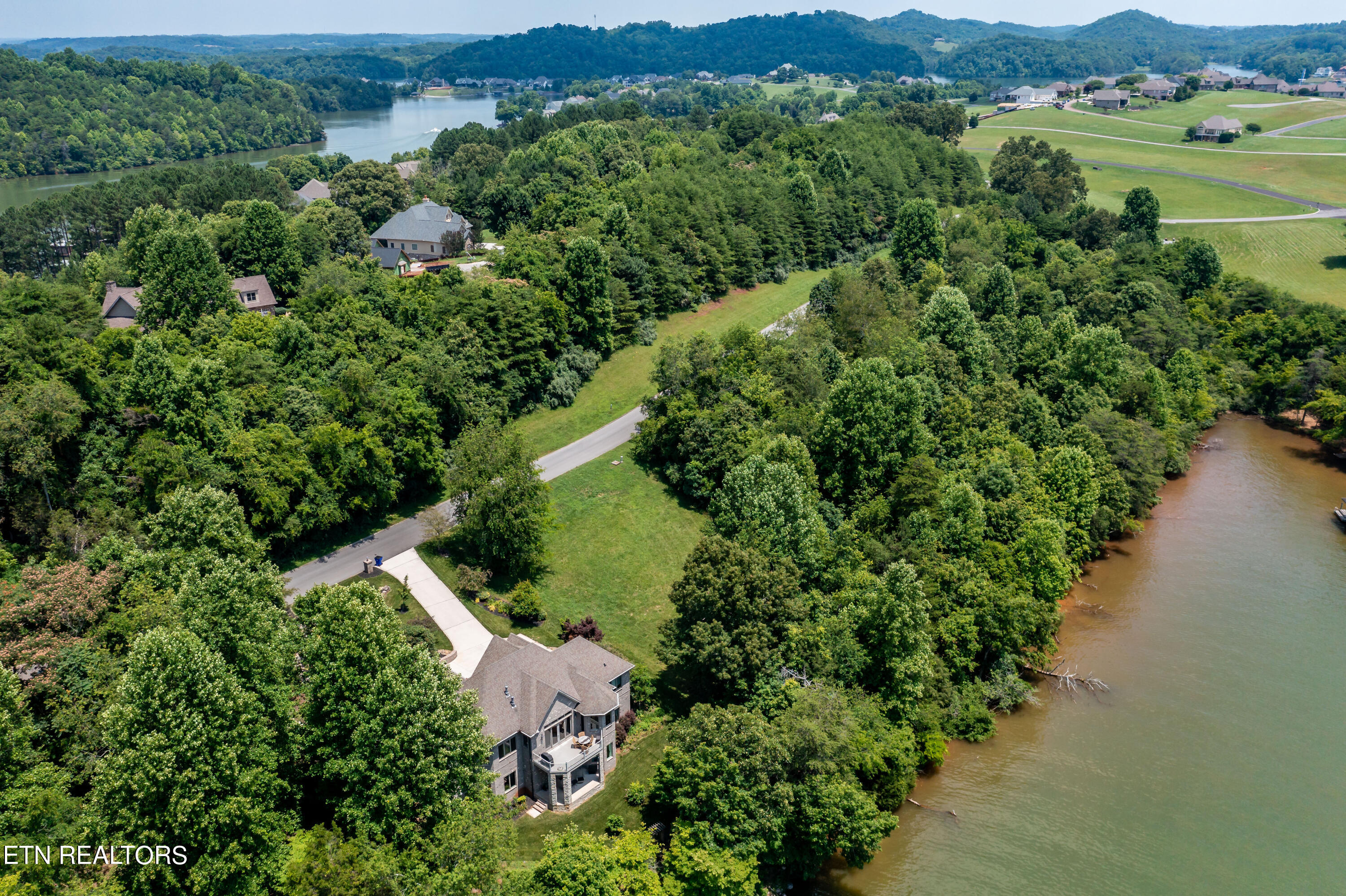 430 Marsh Hawk Drive Vonore TN 37885